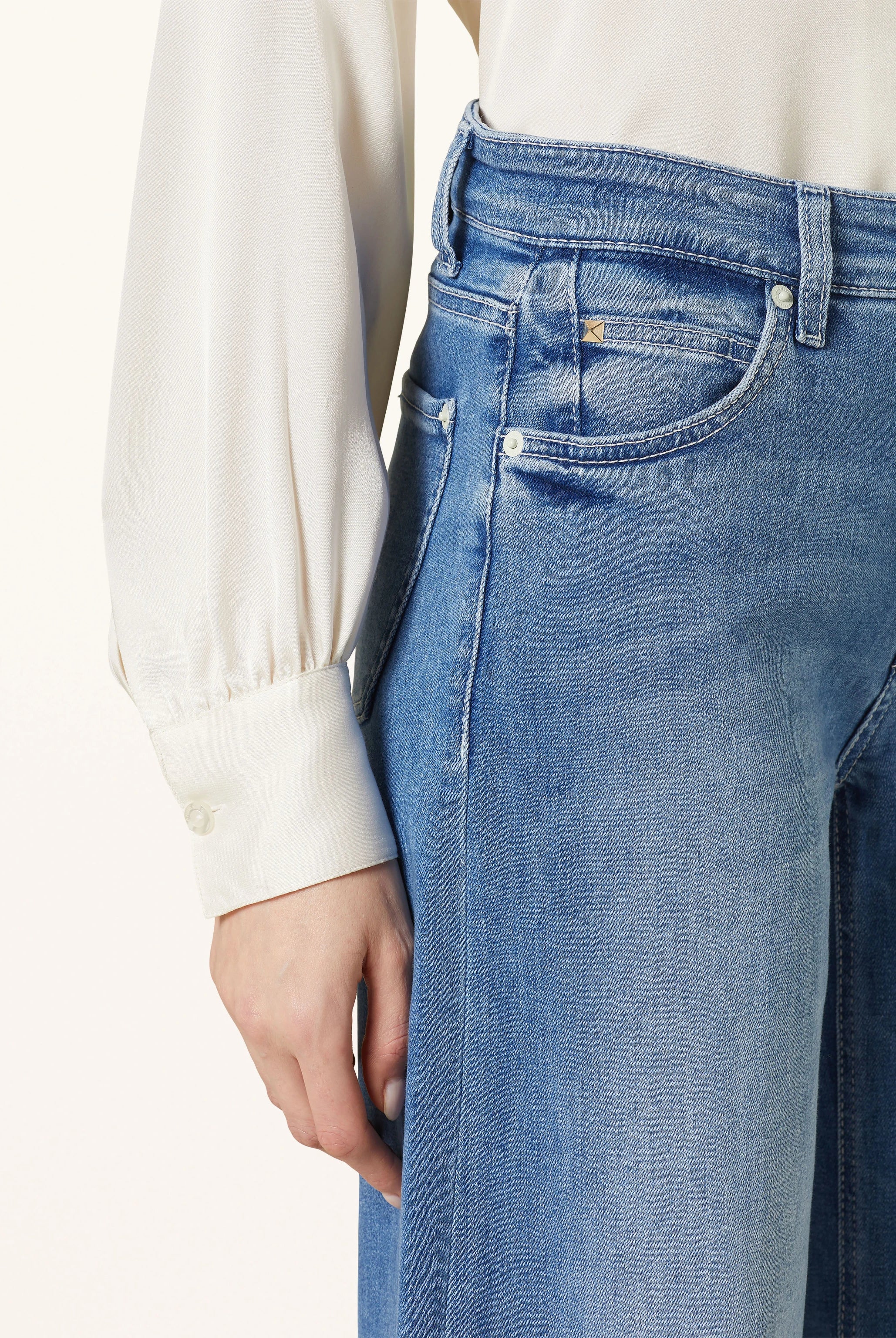 Palazzo Flare Jeans - Mid by Cambio — alternate view