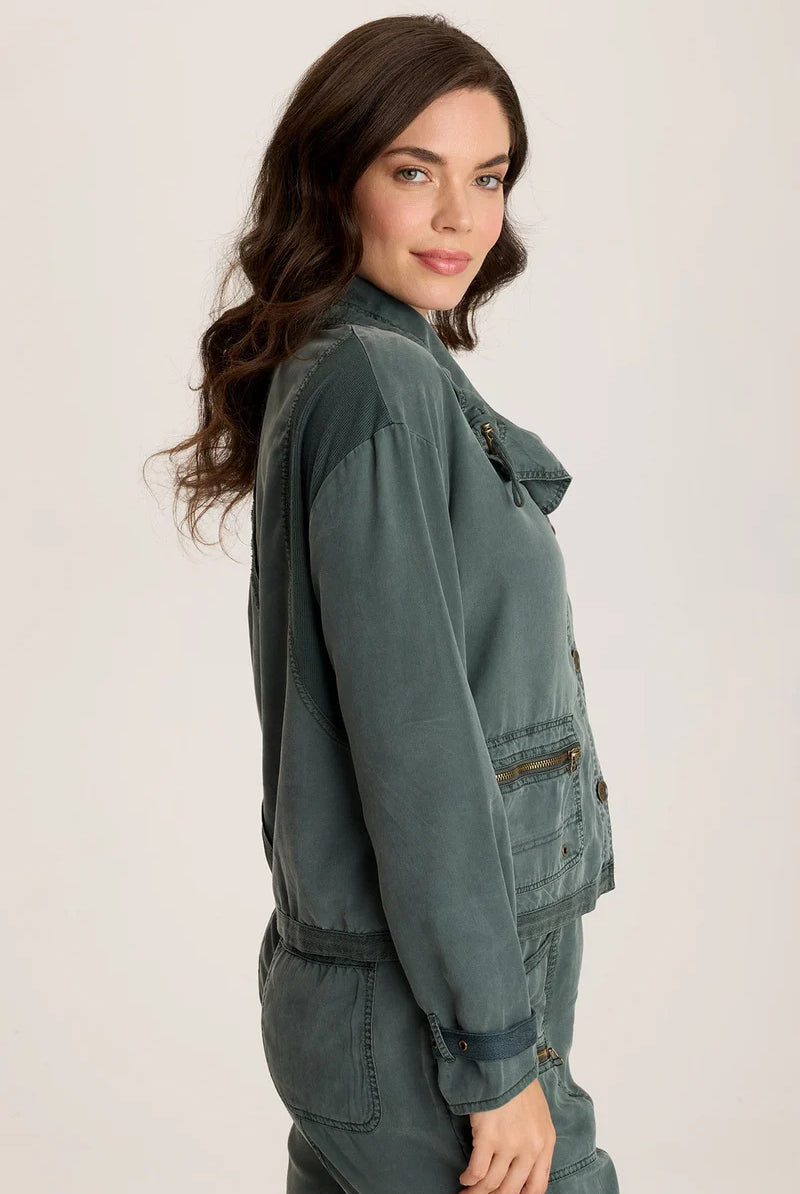 Oziel Twill Utility Jacket - Silken Pine Pigment by XCVI — alternate view