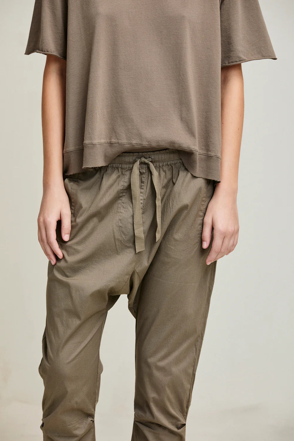Basic Cotton 3/4 Long Pants - Safari by Kristensen — alternate view