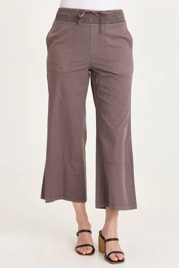 Artus Poplin Smocked Waist Crop - Virtuoso Pigment by XCVI — alternate view