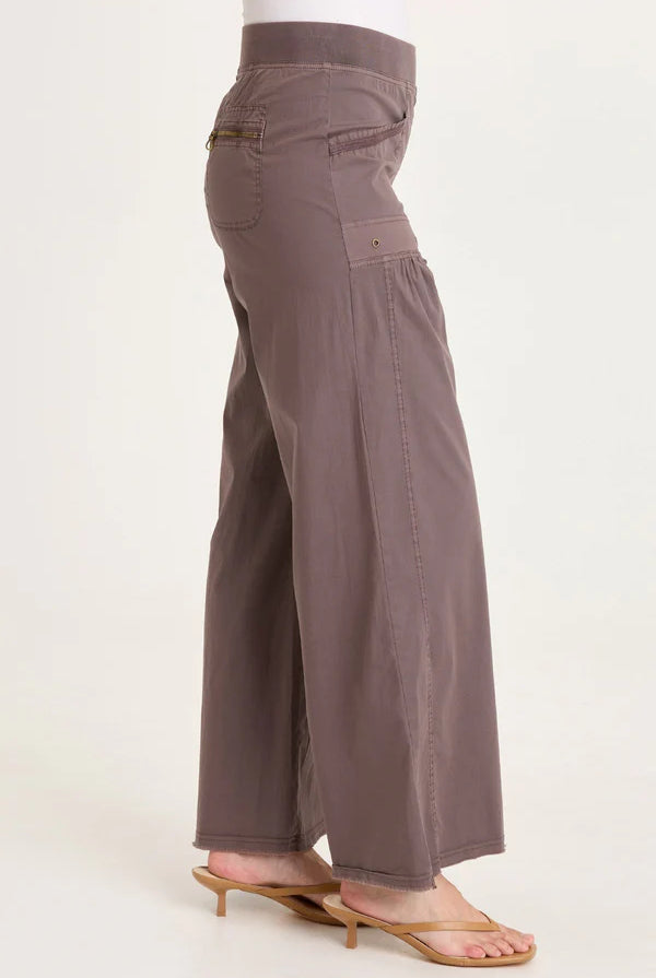 Brently Poplin Wide Leg Pant - Virtuoso Pigment by XCVI — view 3