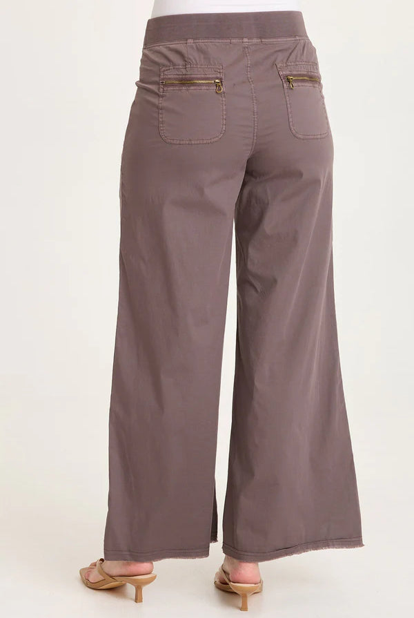 Brently Poplin Wide Leg Pant - Virtuoso Pigment by XCVI — view 4