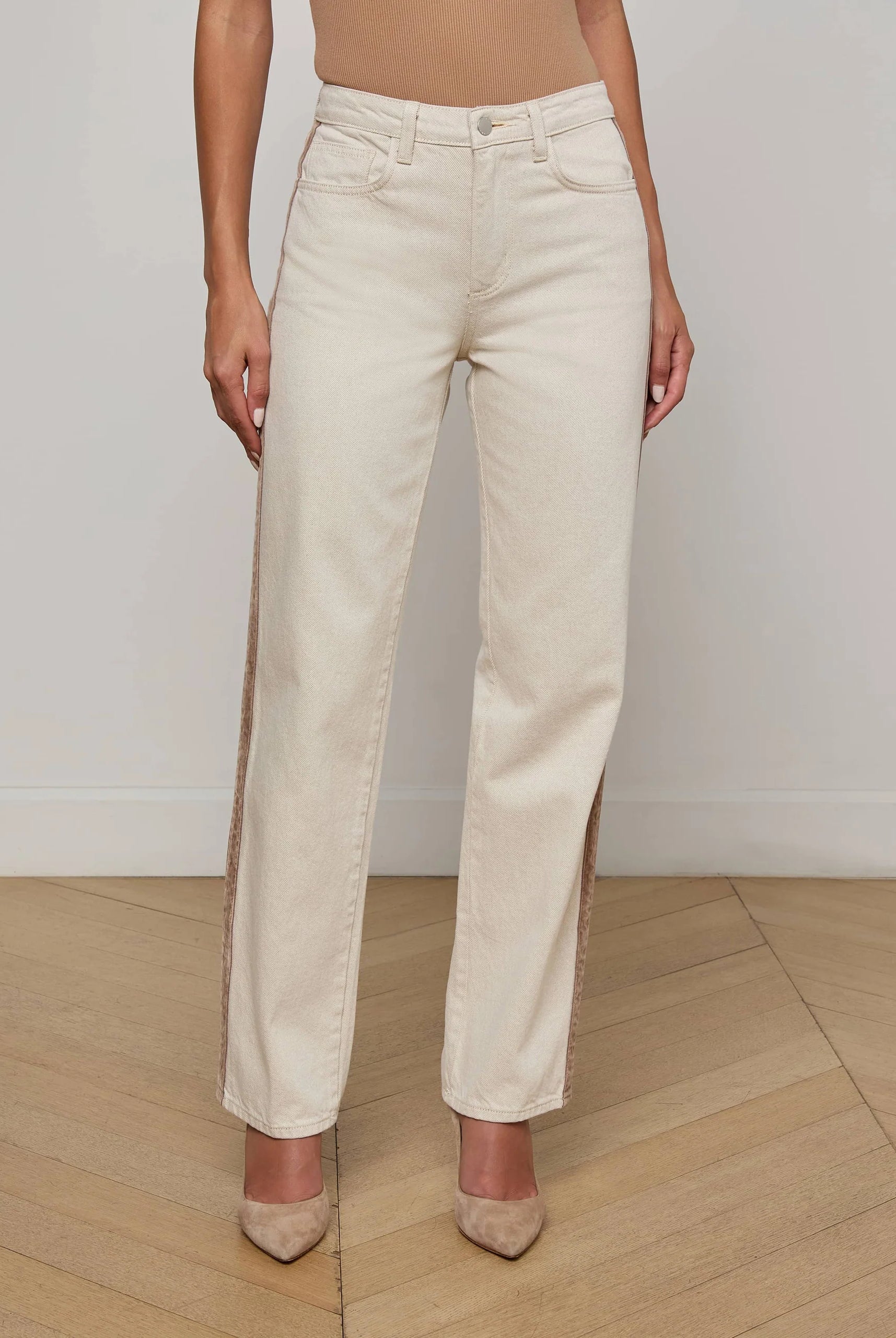 Jones Stovepipe Jean - Desert Tan / Taupe by L'agence — view 3