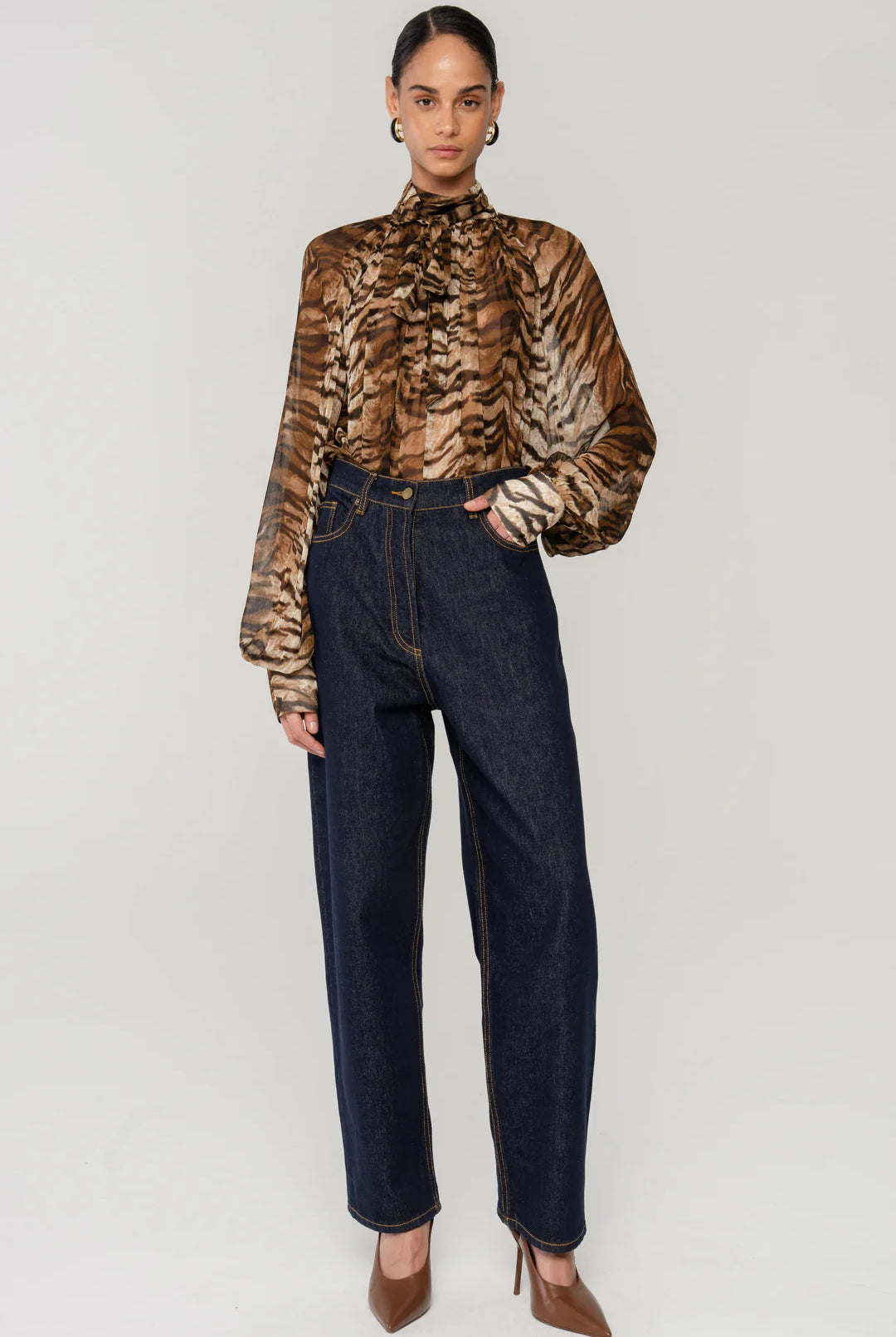 Zenia Top - Tigers Eye by Ronny Kobo — alternate view