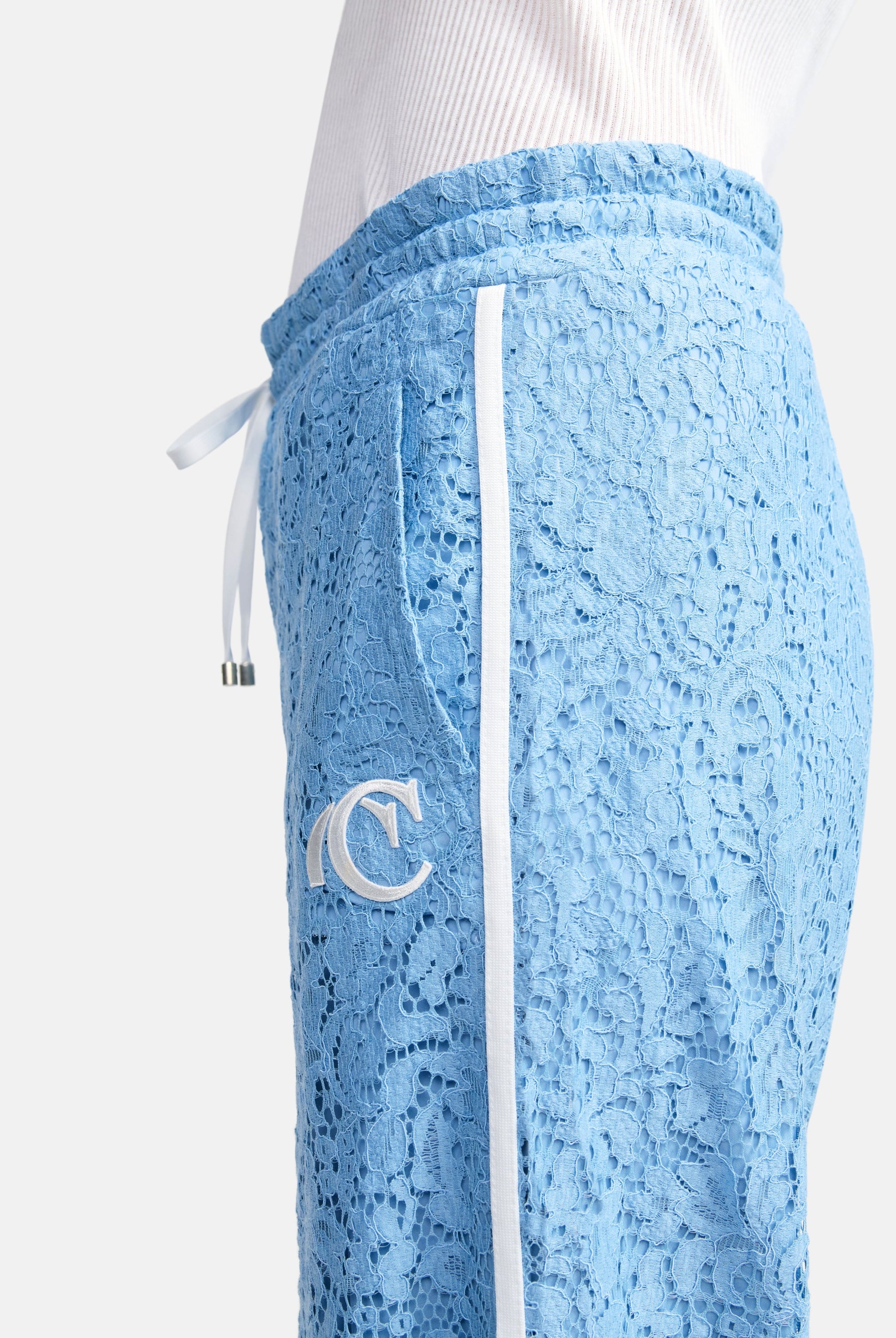 Clara Wide Leg Cropped Lace Pant - Sky Blue by Cambio — view 4