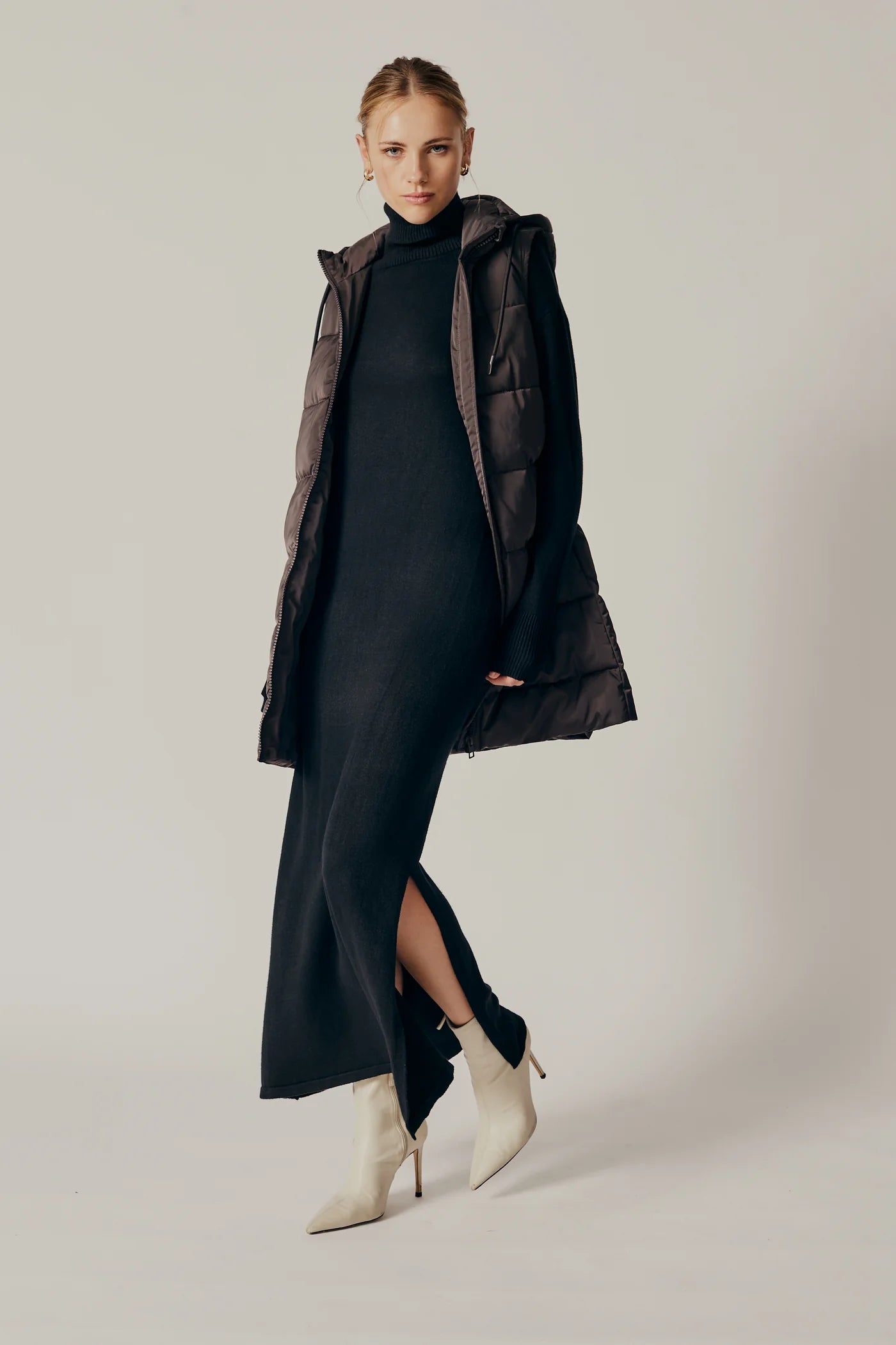 Sambucus Puffer Gilet - Chocolate by Deluc — alternate view