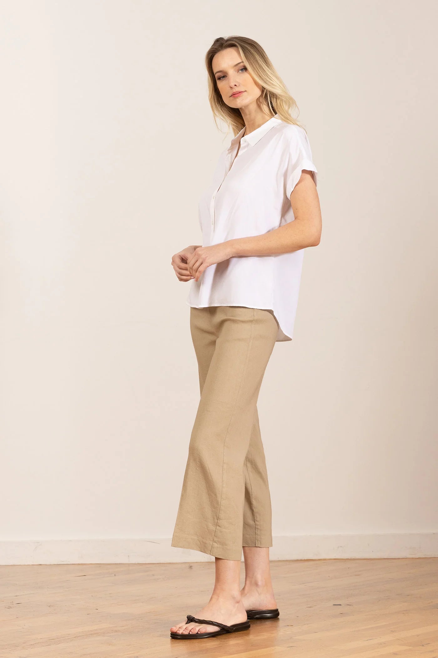 Alex Linen Pant - Khaki by Avenue Montaigne — alternate view
