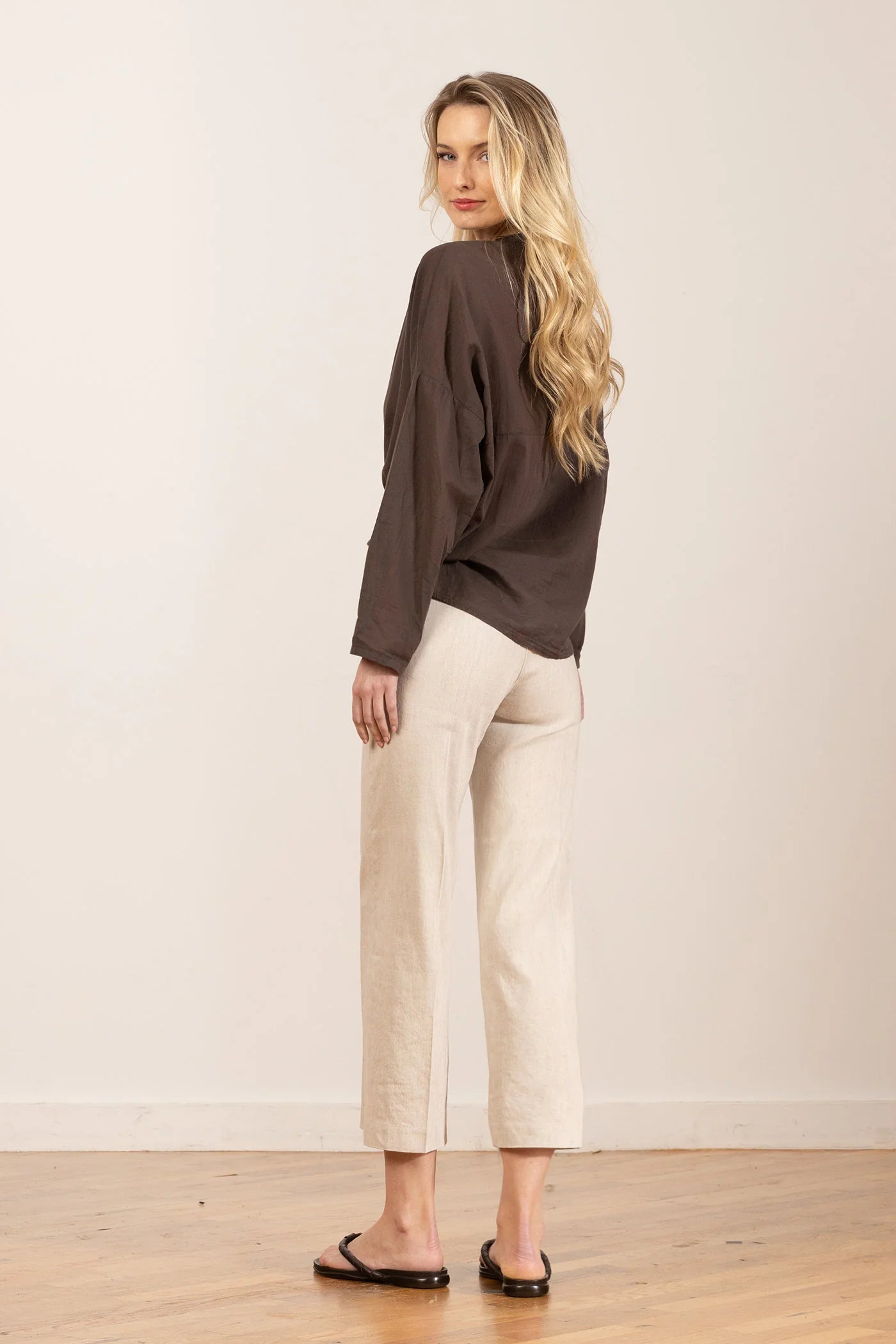 Alex Linen Pant - Oatmeal by Avenue Montaigne — view 3