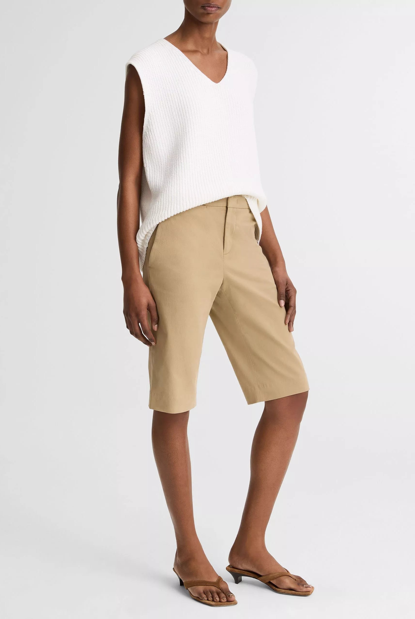Avery Mid-Rise Italian Stretch-Cotton Short - Desert by Vince — view 3