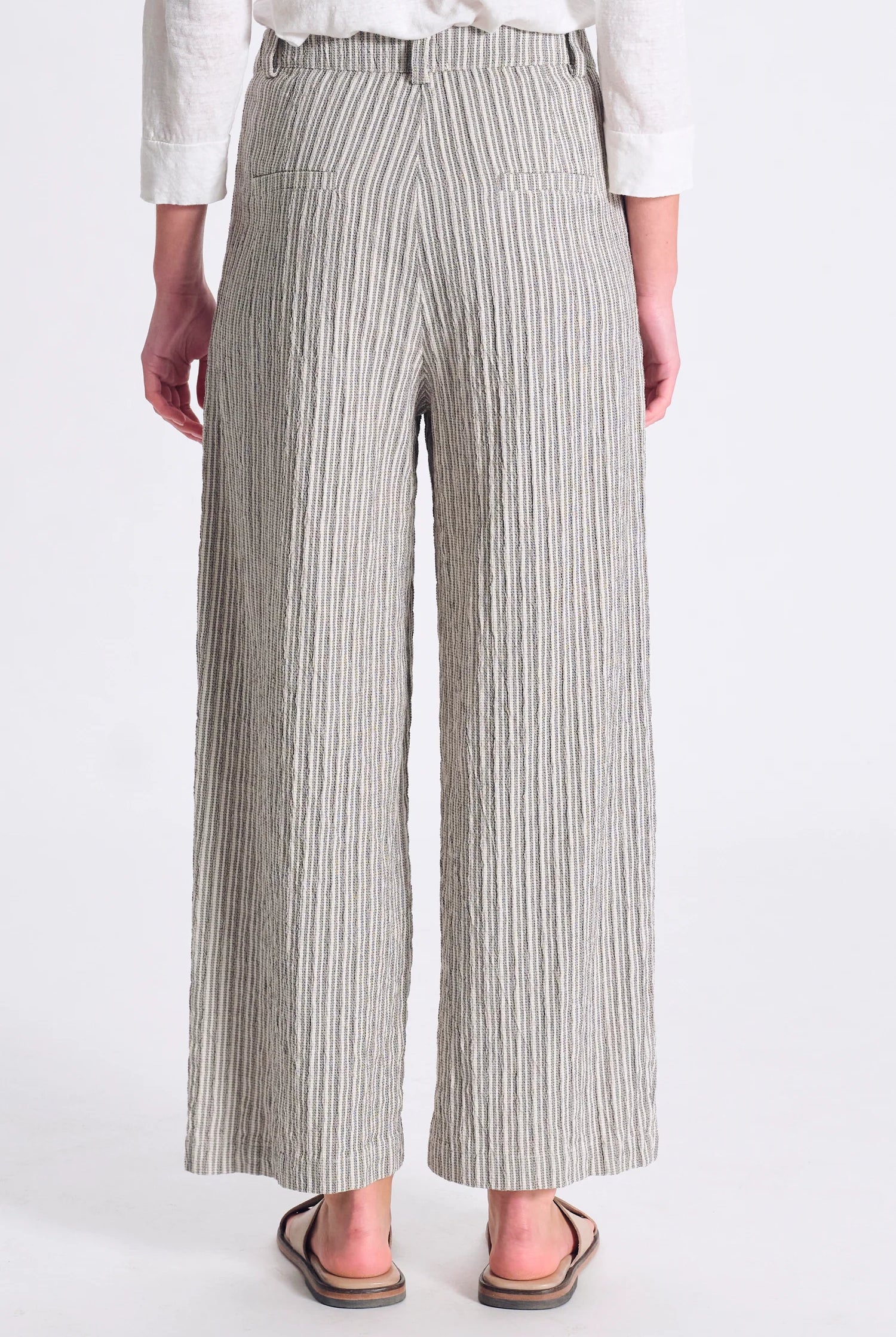 Wide-Leg Embossed Trousers - Grey by Transit Par-Such — view 3