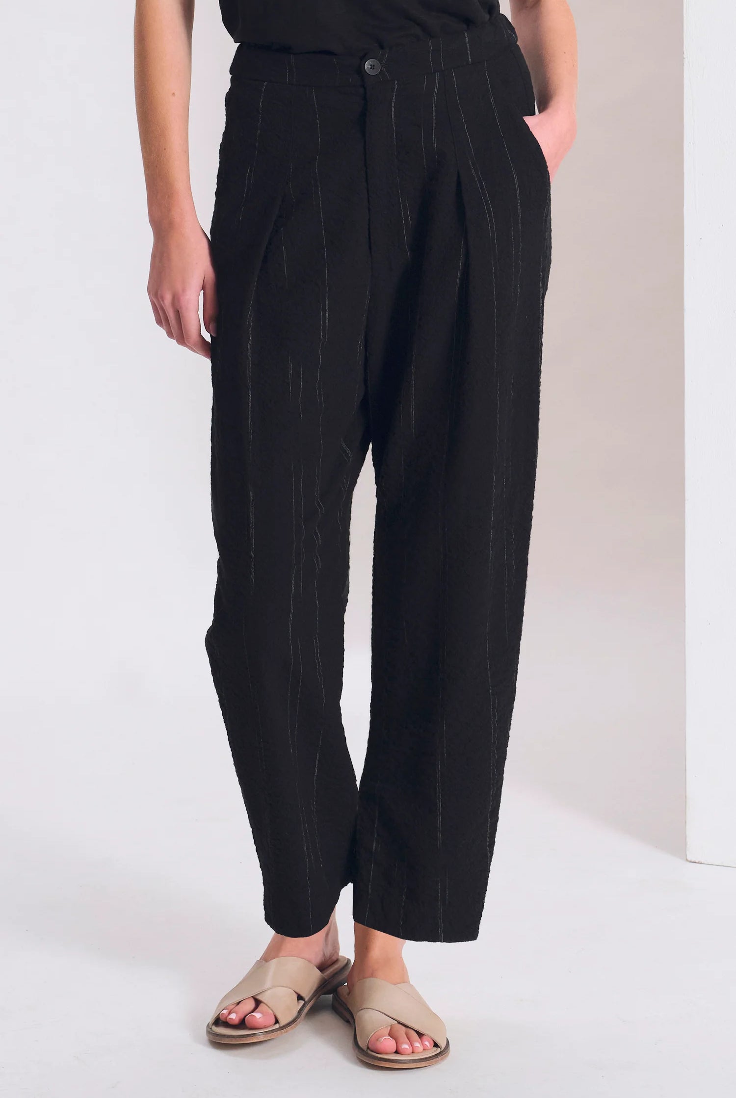 Front Pleated Pinstripe Trousers - Black by Transit Par-Such — view 3