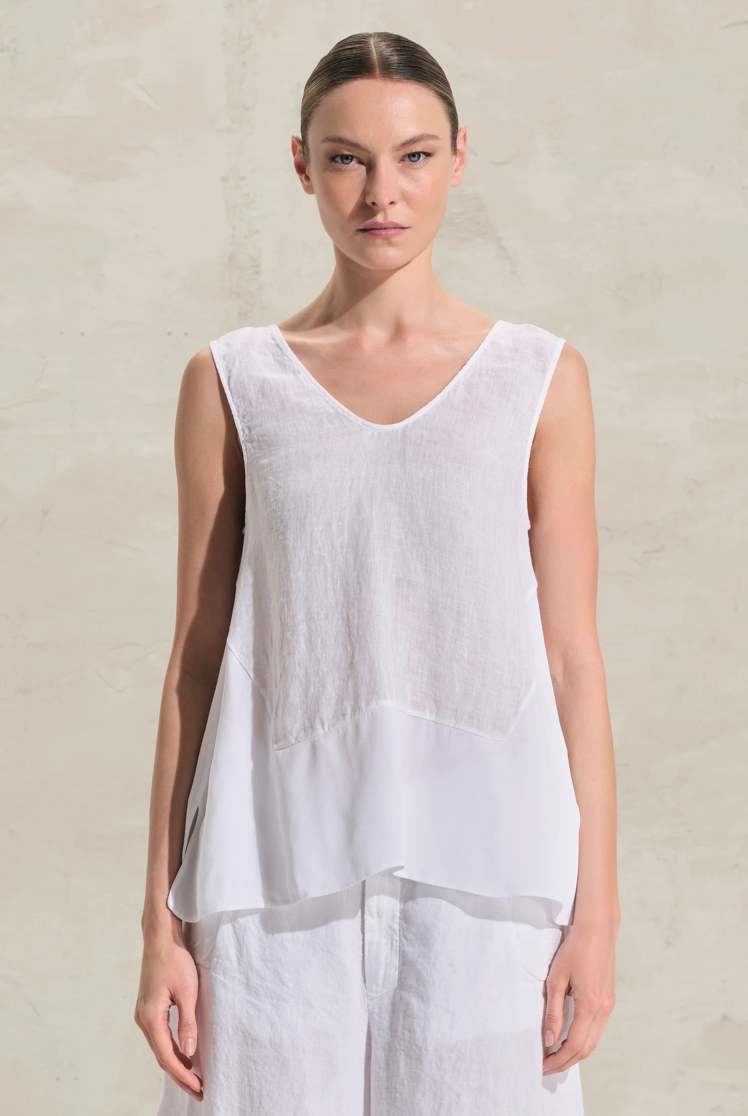 Wide Fit Linen Tank - White by Transit Par-Such | 25 South Boutiques