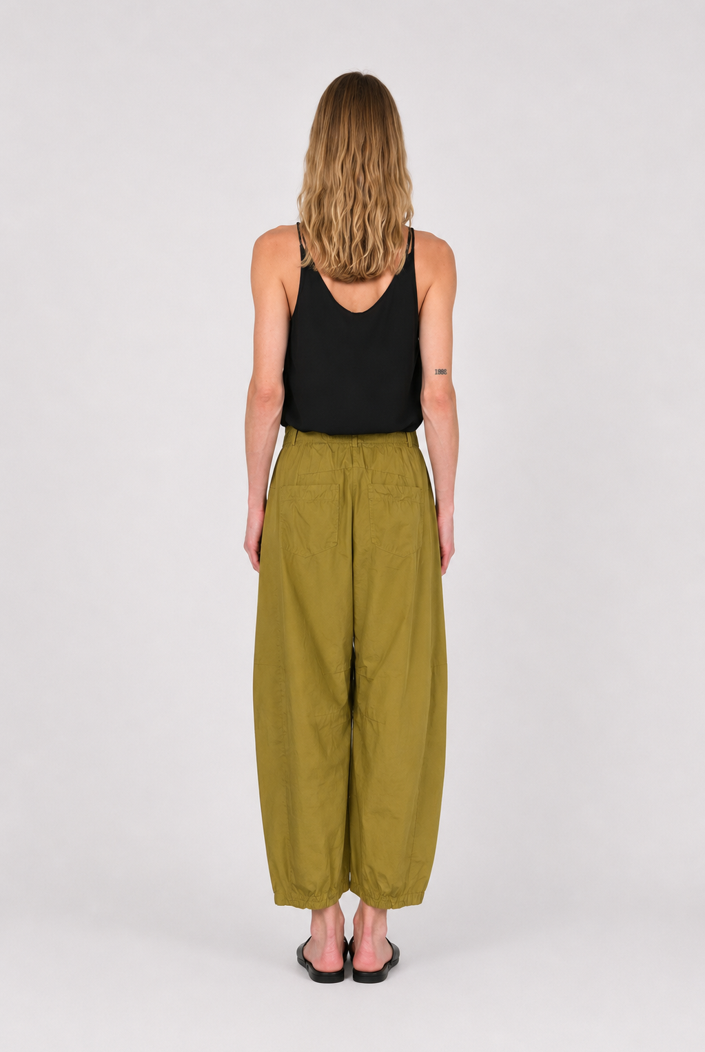 Cotton 5-pocket Balloon Trousers - Olive by Transit Par-Such — alternate view