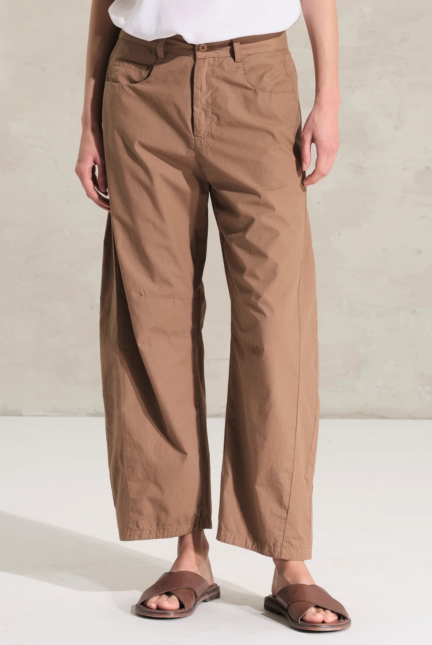 Cotton 5-pocket Balloon Trousers - Nut by Transit Par-Such — alternate view