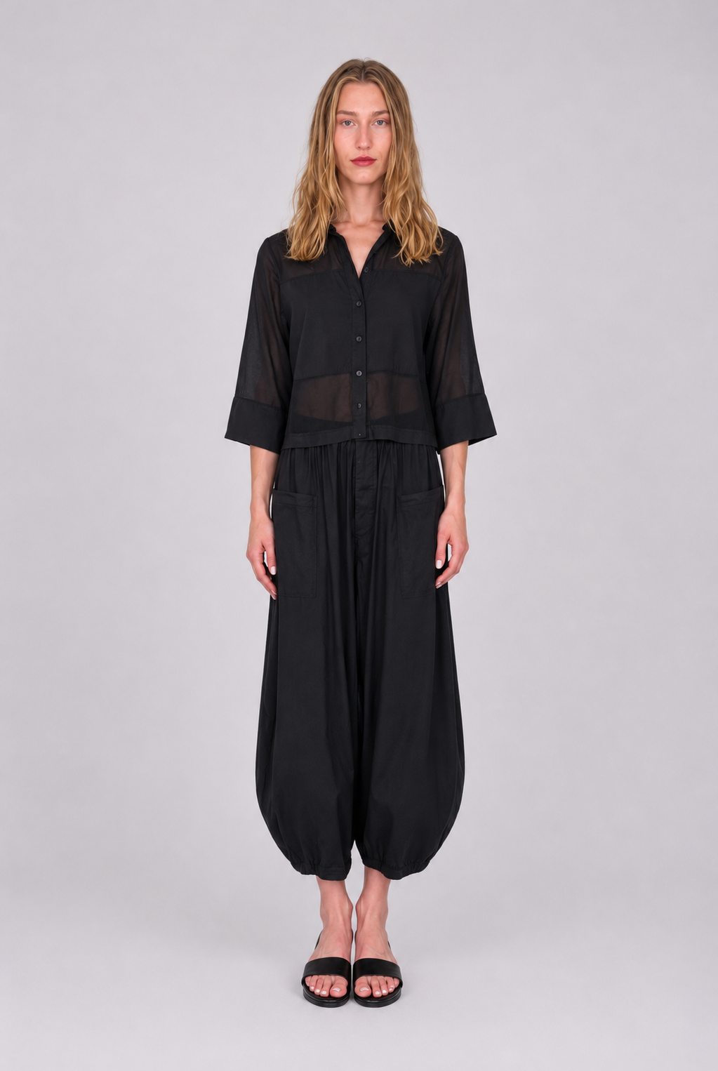 Fabric Blocking Short Sleeve Blouse - Black by Transit Par-Such — alternate view