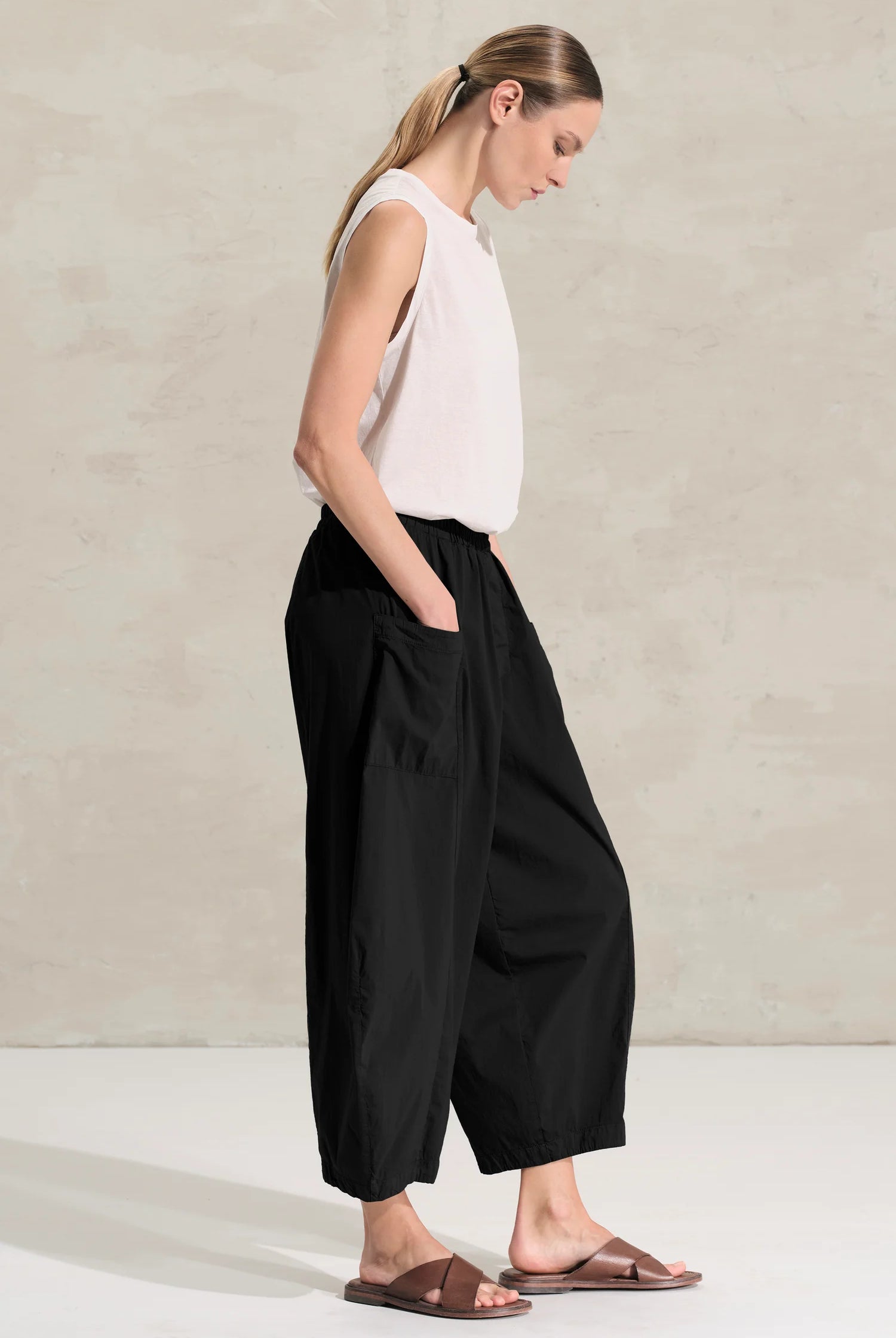 Bombeè-Shaped Trousers - Black by Transit Par-Such | 25 South Boutiques