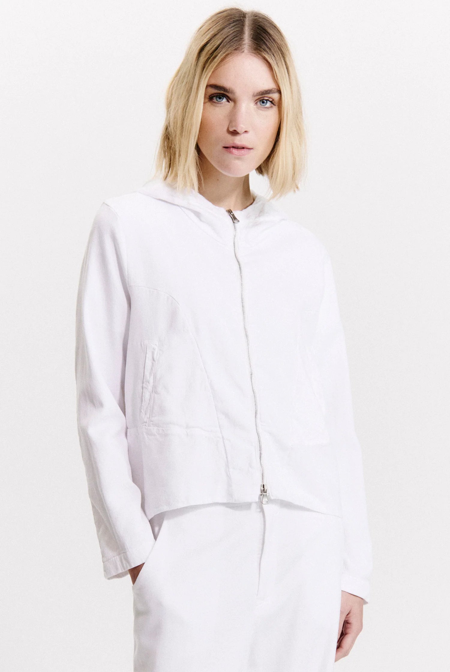 Comfort Fit Zip Hooded Flared Sweatshirt - White by Transit Par-Such | 25 South Boutiques