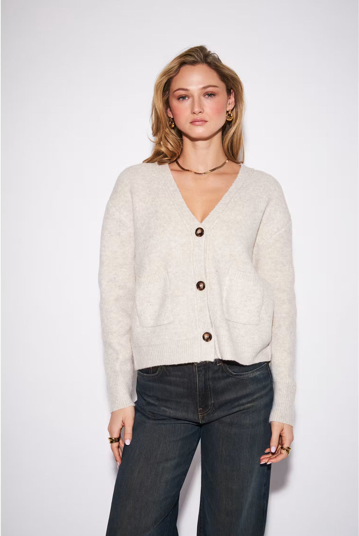 John & Jenn Braxton Cardigan - Oat
