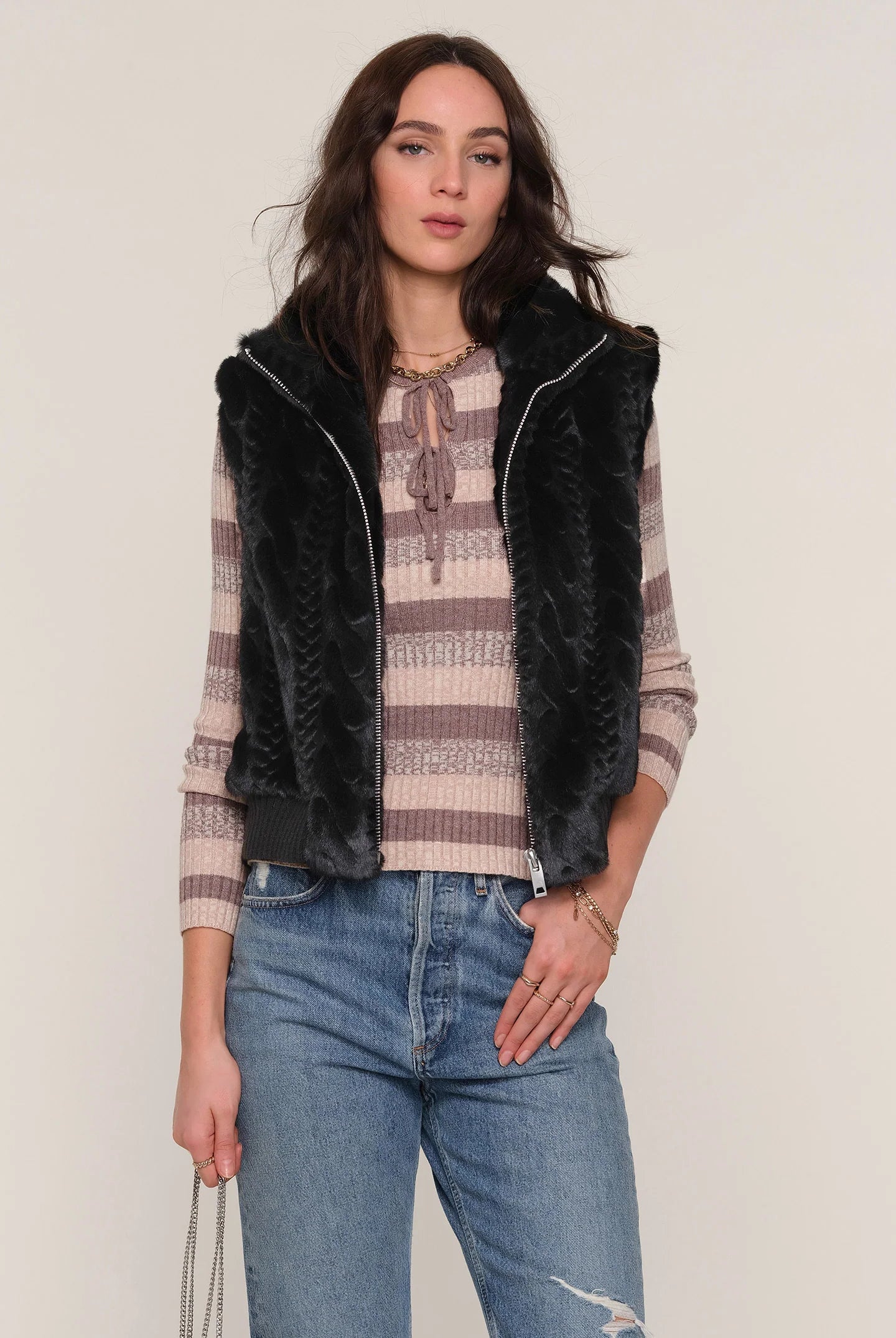 Liana Vest - Black by Heartloom | 25 South Boutiques