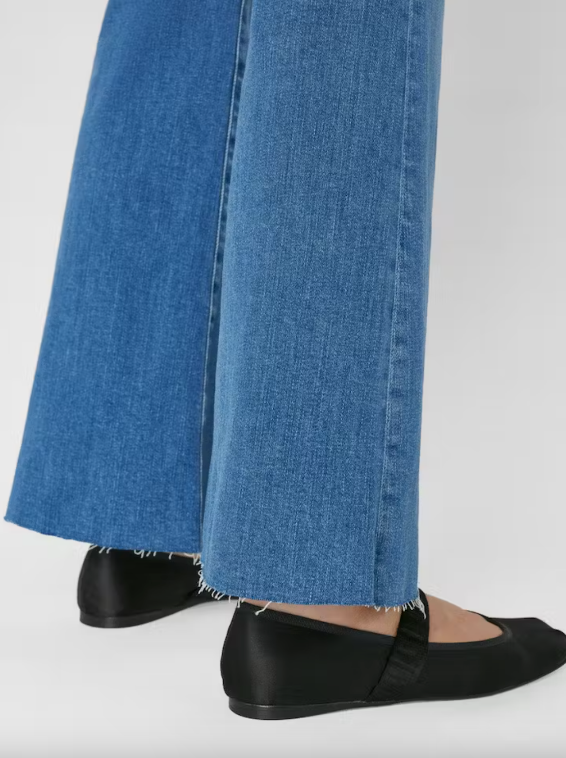 Le Easy Flare Raw Fray - Drizzle by Frame — view 5