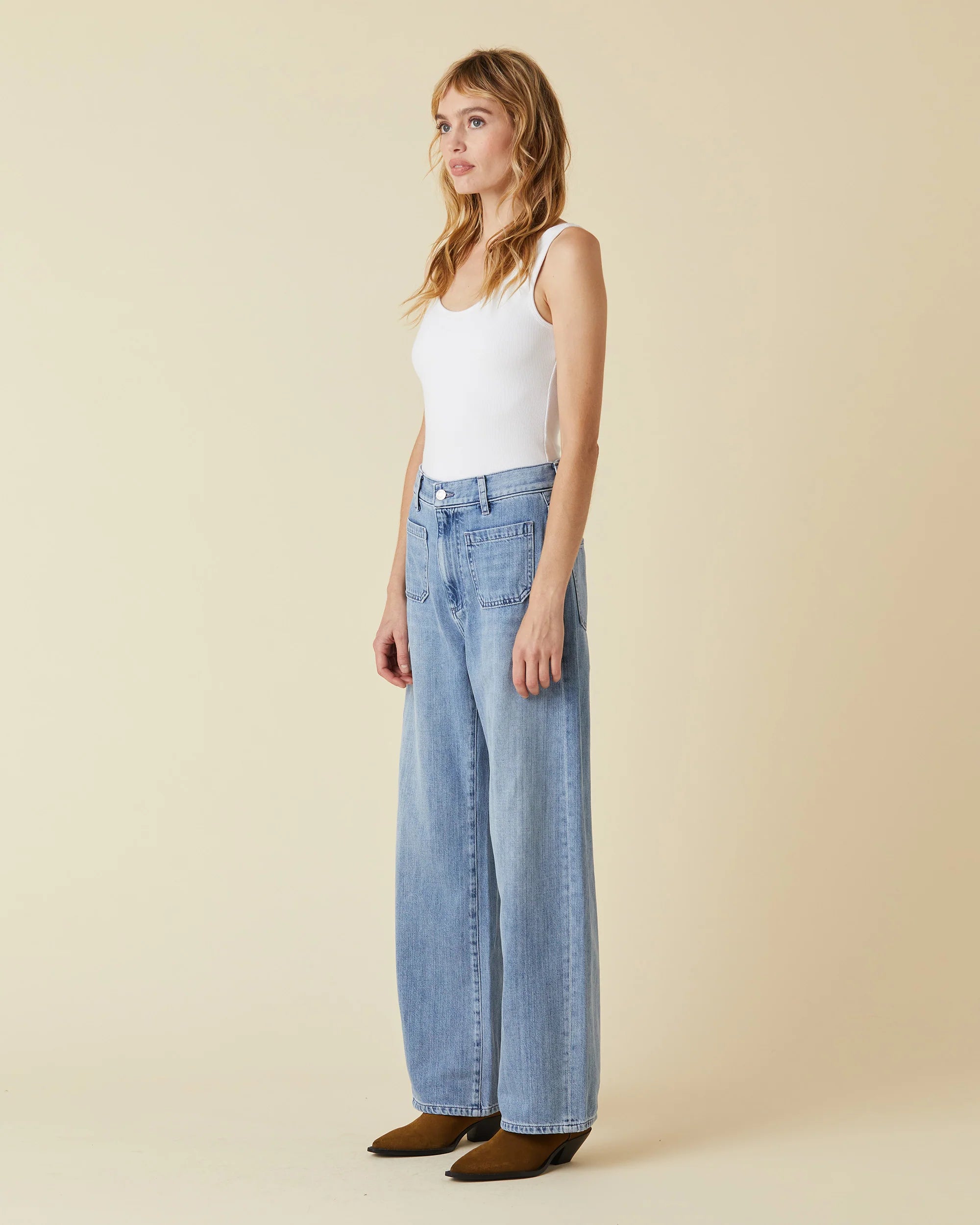 Amber Soft Barrel Jean - Desert Valley by Le Jean — view 5