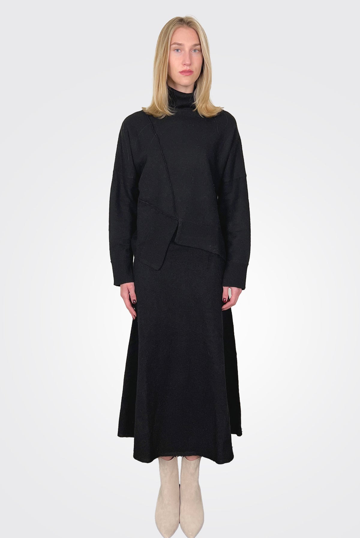 Woolen Unlined Skirt - Nero by MeiMeij | 25 South Boutiques