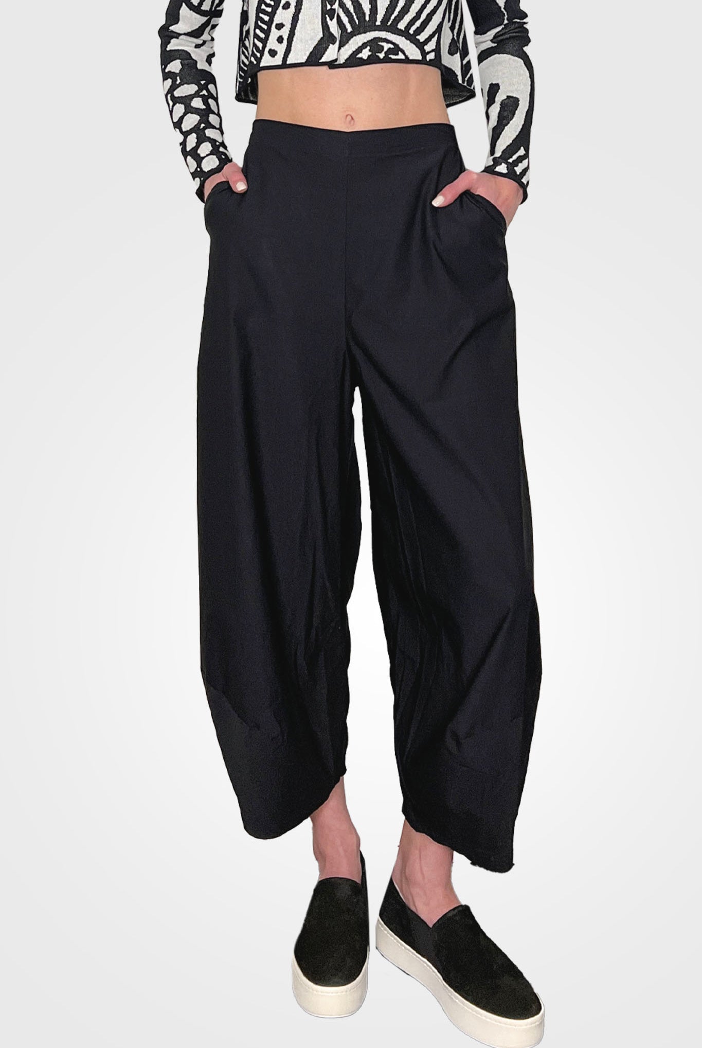 Wide Leg Crop Trouser - Black by Rundholz — alternate view