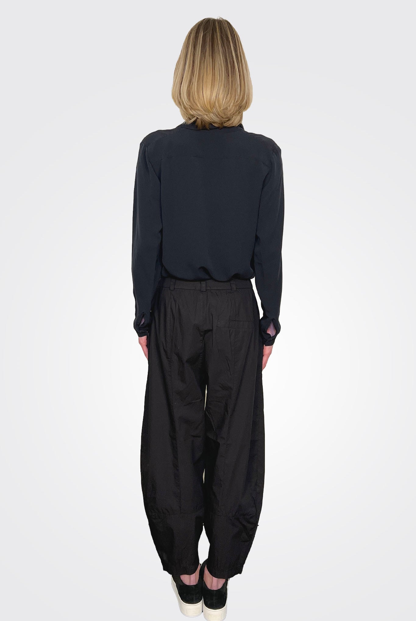 Baggy Leg Comfort Trousers - Black by Transit Par-Such — view 3