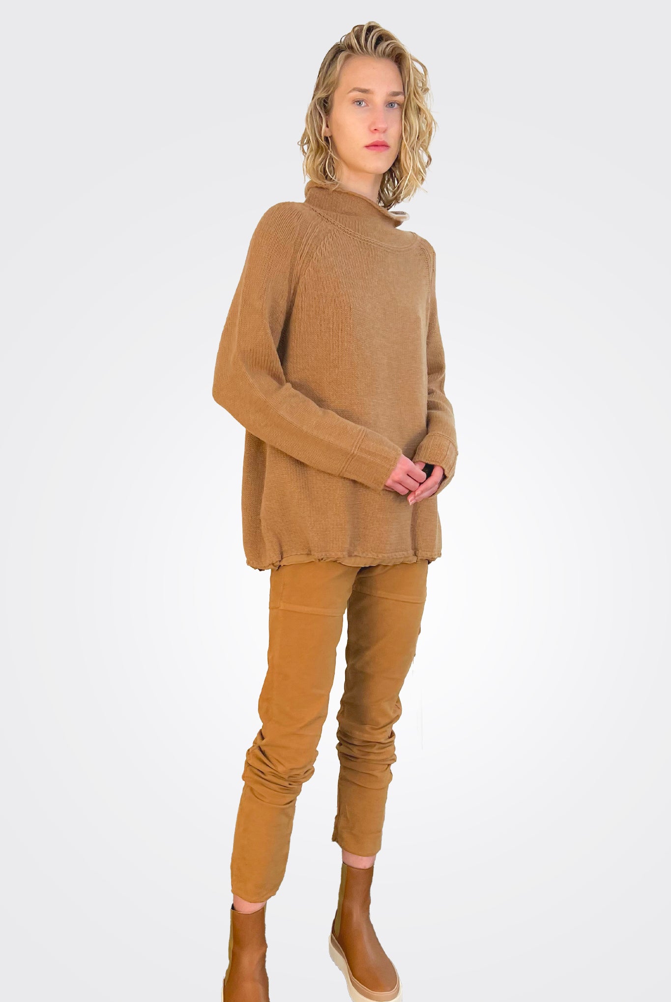 Velvet Stretch Leggings - Camel by Kristensen — view 4