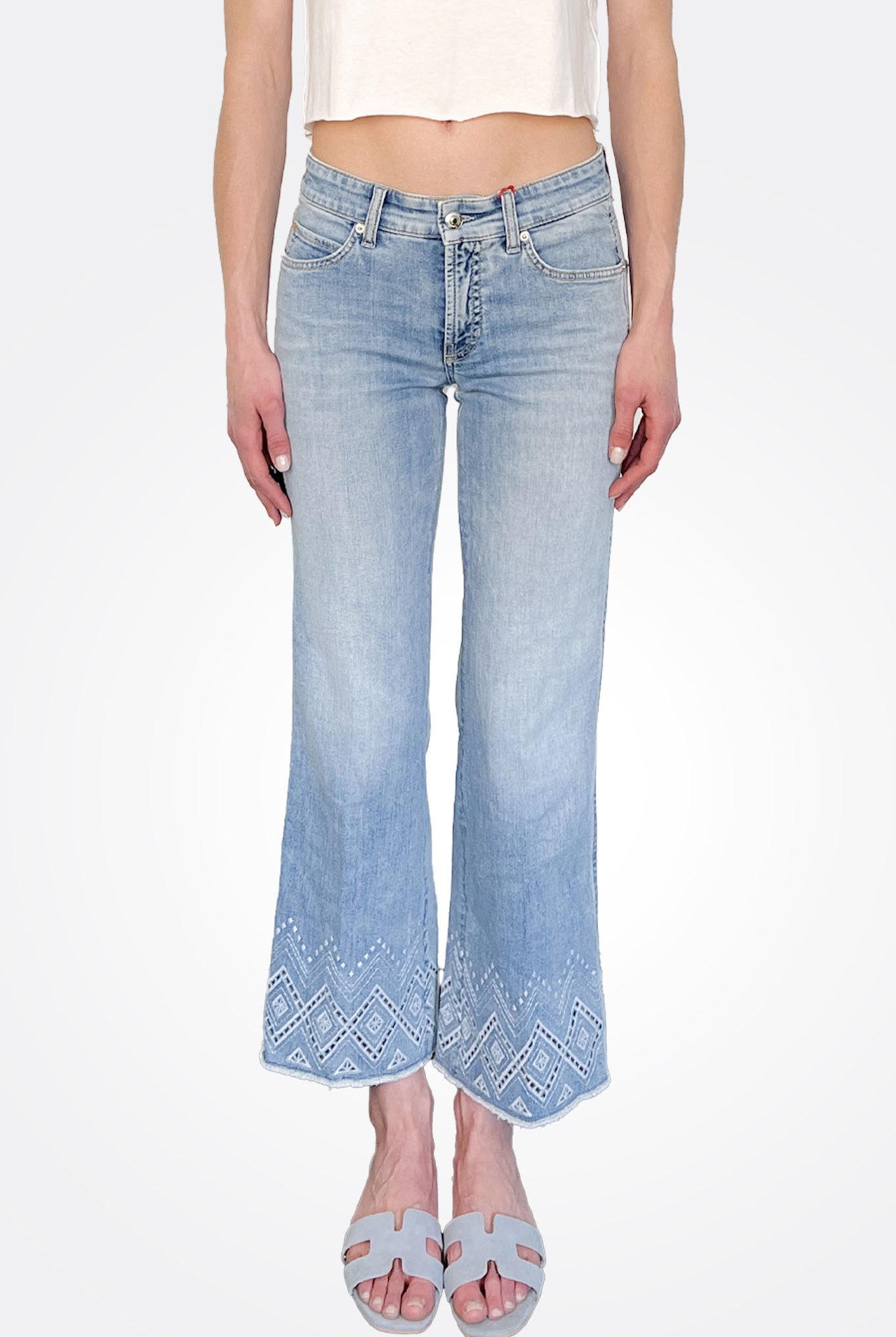 Francesca Design Flared Fit Crop Jean - Light Blue by Cambio | 25 South Boutiques