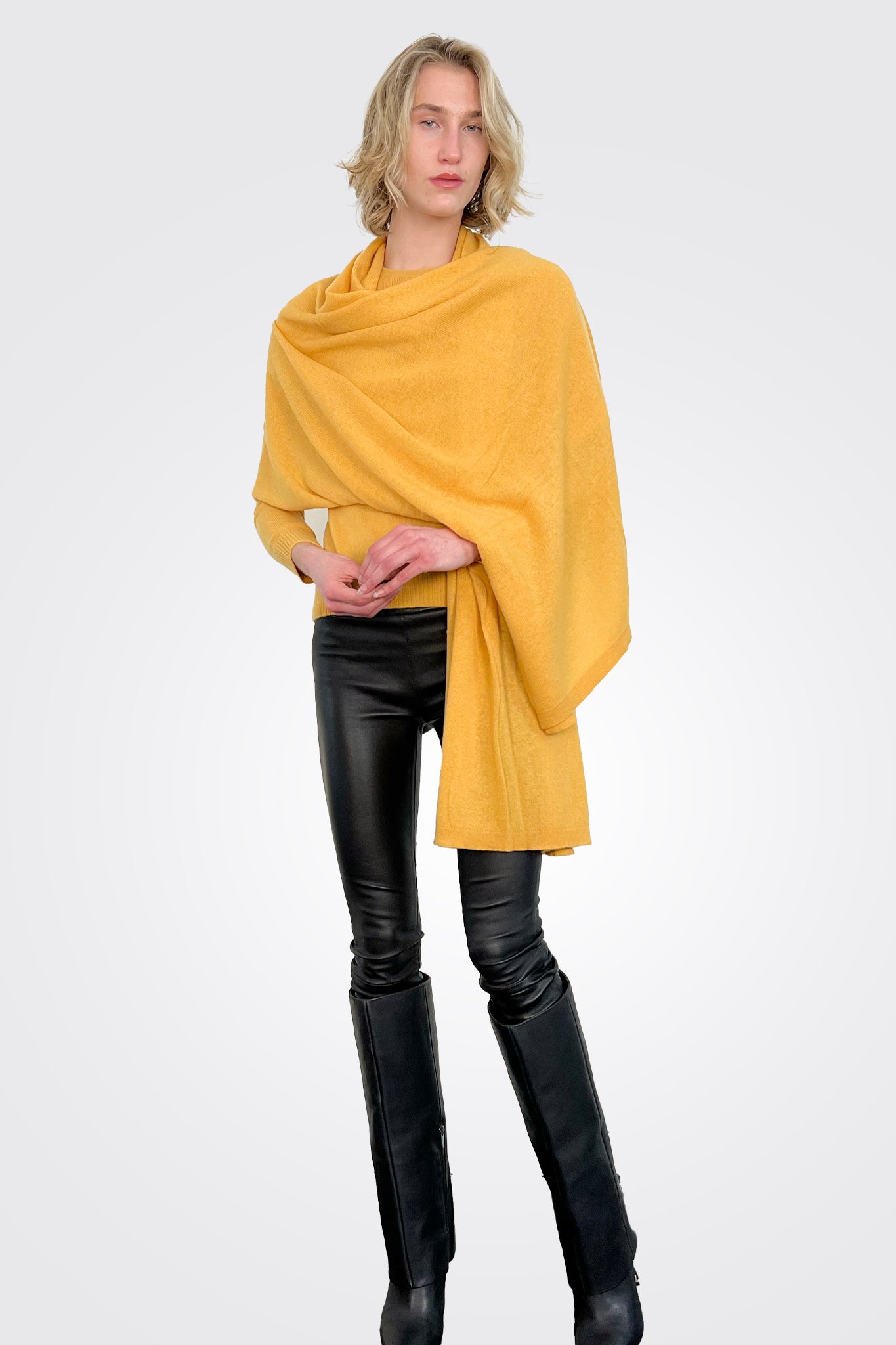 Cashmere Luxe Travel Wrap - Majestic by Alashan Cashmere — view 4