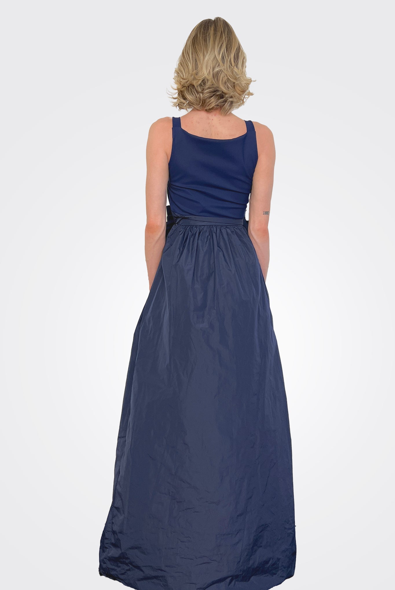 Harlee Taffeta Bow Gown - Blu Notte by Chiara Boni — alternate view
