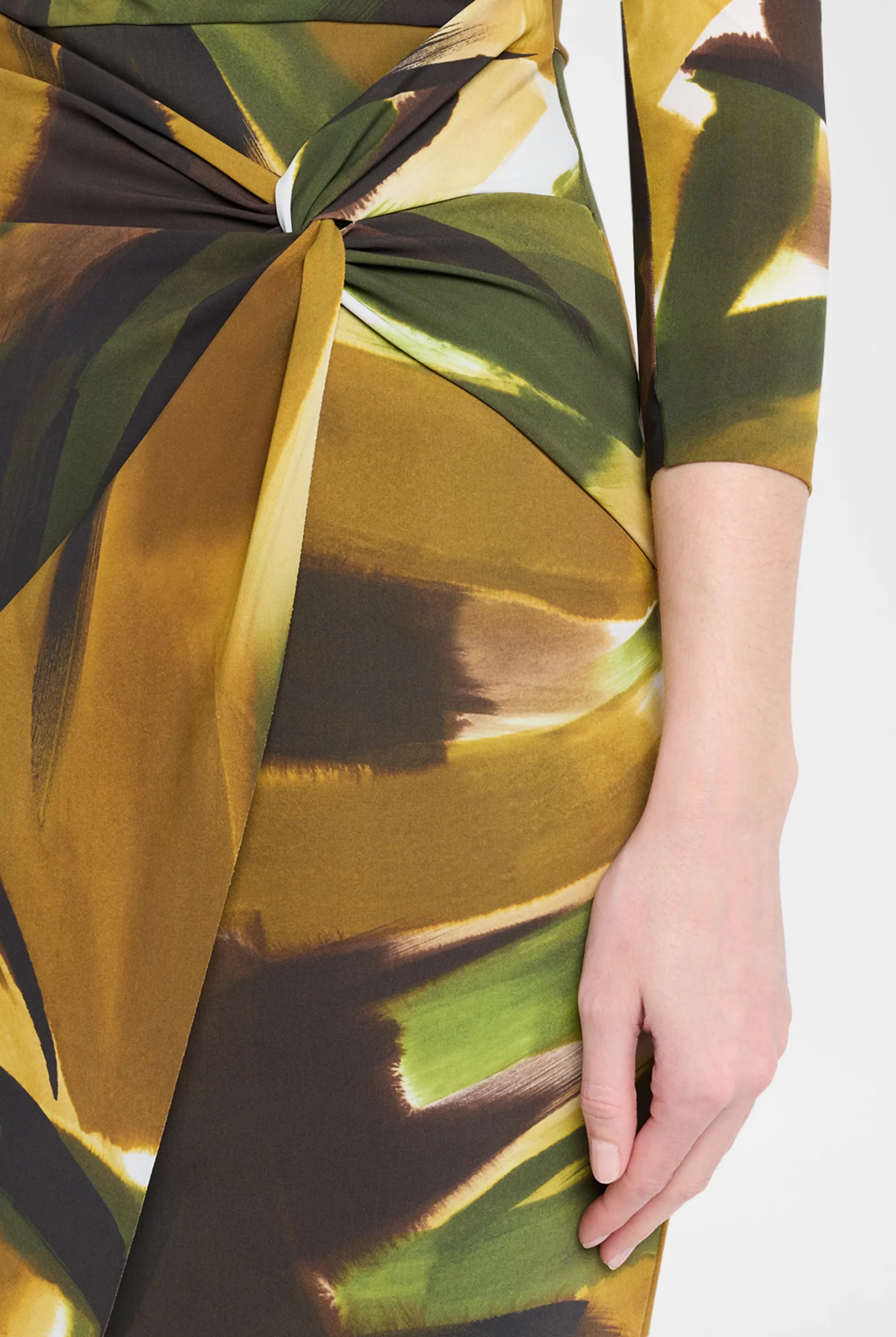 Axas Gathered Abstract-Print Midi Dress - Veronica by Chiara Boni — view 4