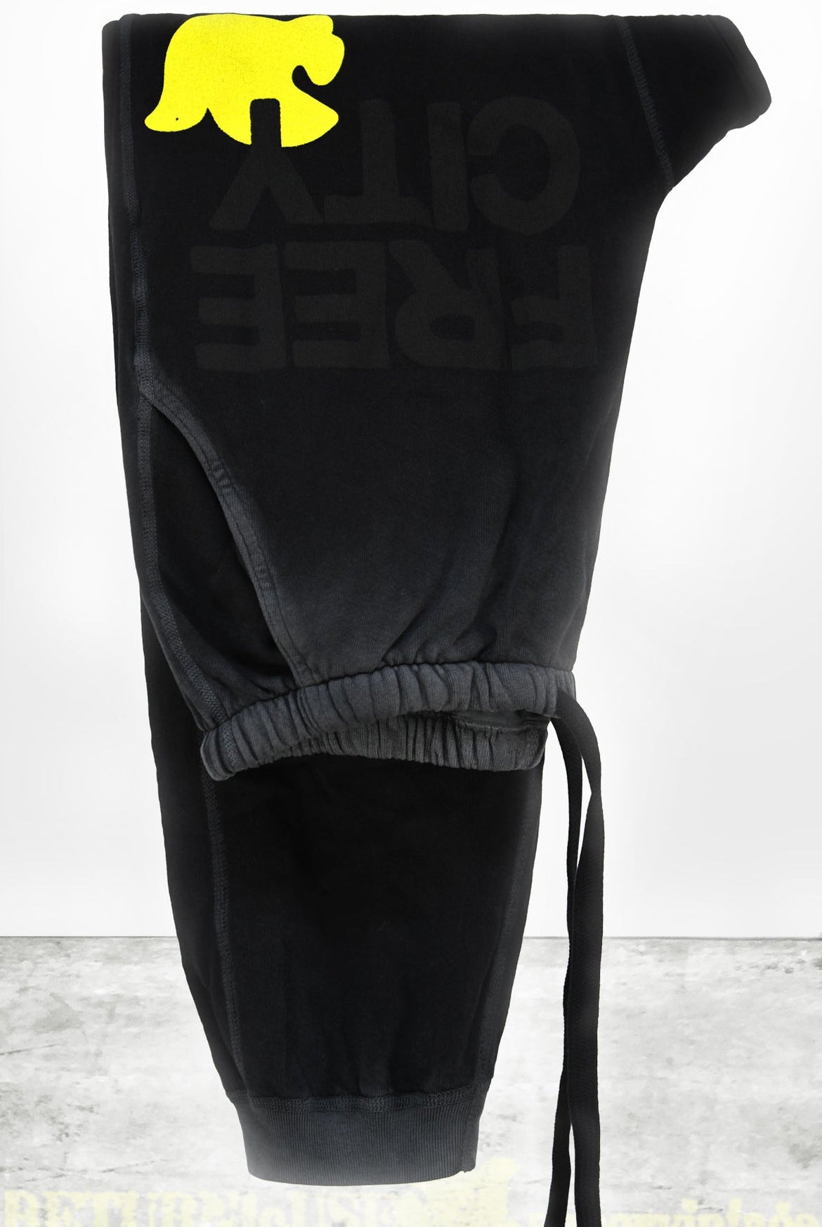 FreeCity Sunfade Vintage Pocket Sweatpant - Super Black Sunfade | 25 South Boutiques