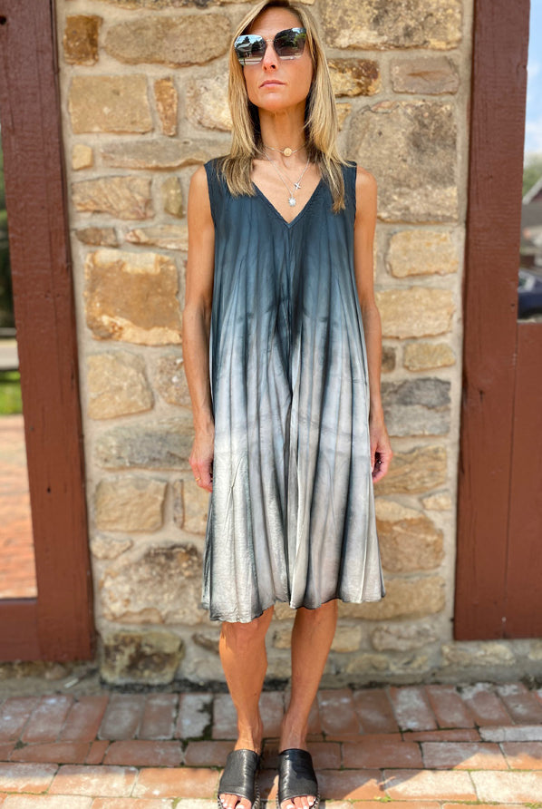 V Neck Dress - Black II by Viviana Uchitel | 25 South Boutiques