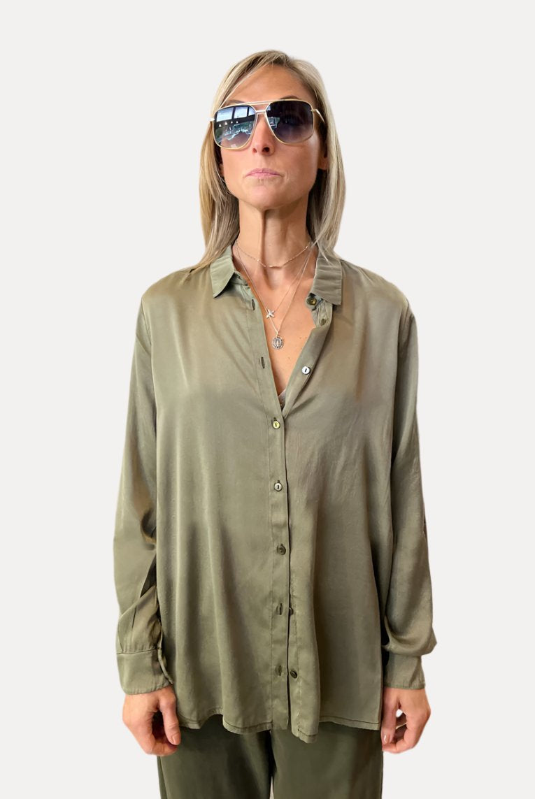 Stretch Satin Silk Shirt - Green by Transit Par-Such | 25 South Boutiques