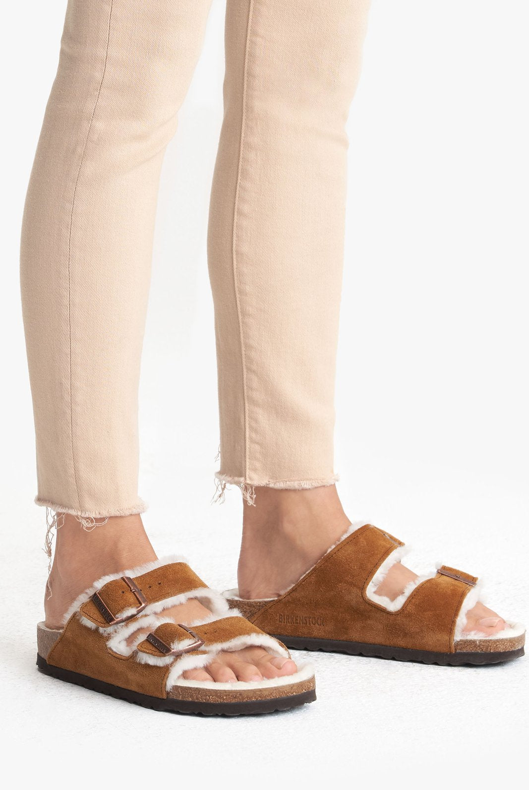 The High Waisted Looker Ankle Fray - Khaki by MOTHER — alternate view