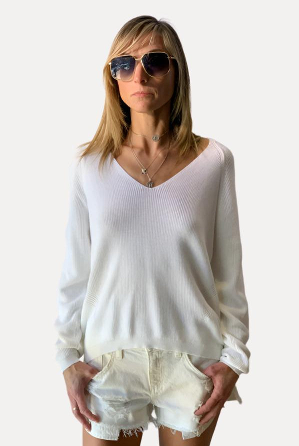 Long Sleeve v Neck - White by Transit Par-Such | 25 South Boutiques