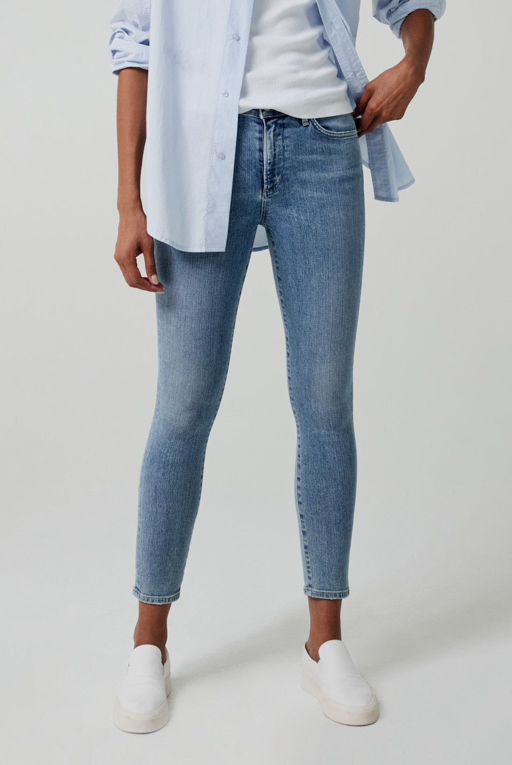 Rocket Ankle Mid Rise Skinny - Vivant by Citizens of Humanity — view 4