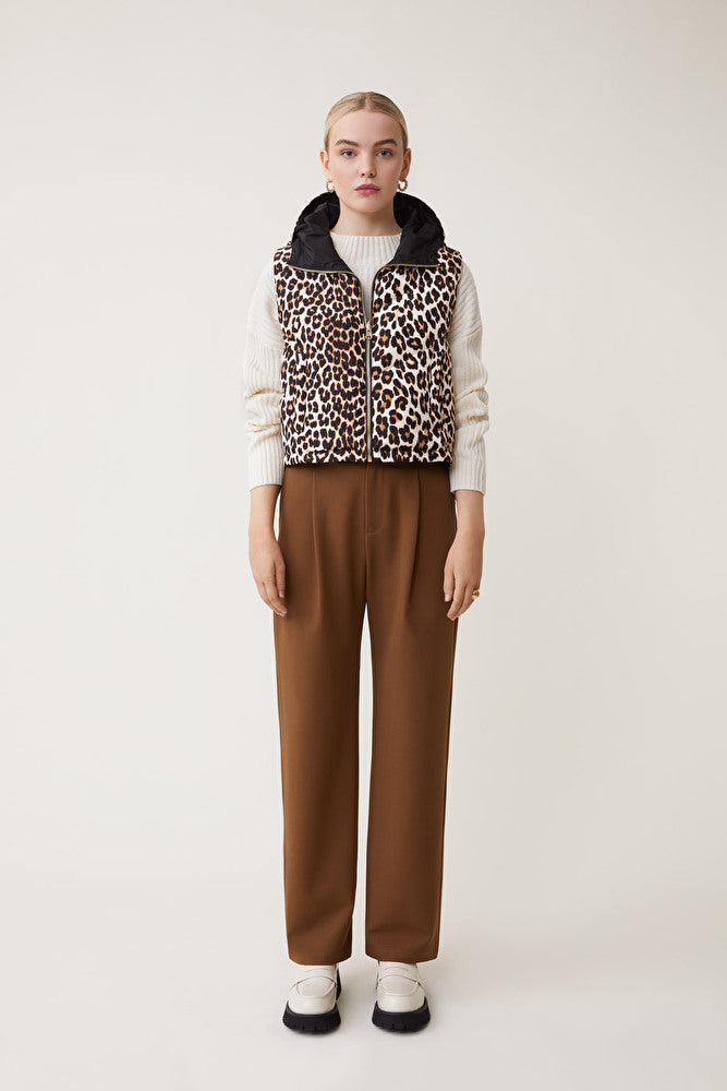 Dazzle Reversible Jacket - Noir Leopard Print by Suncoo — view 3