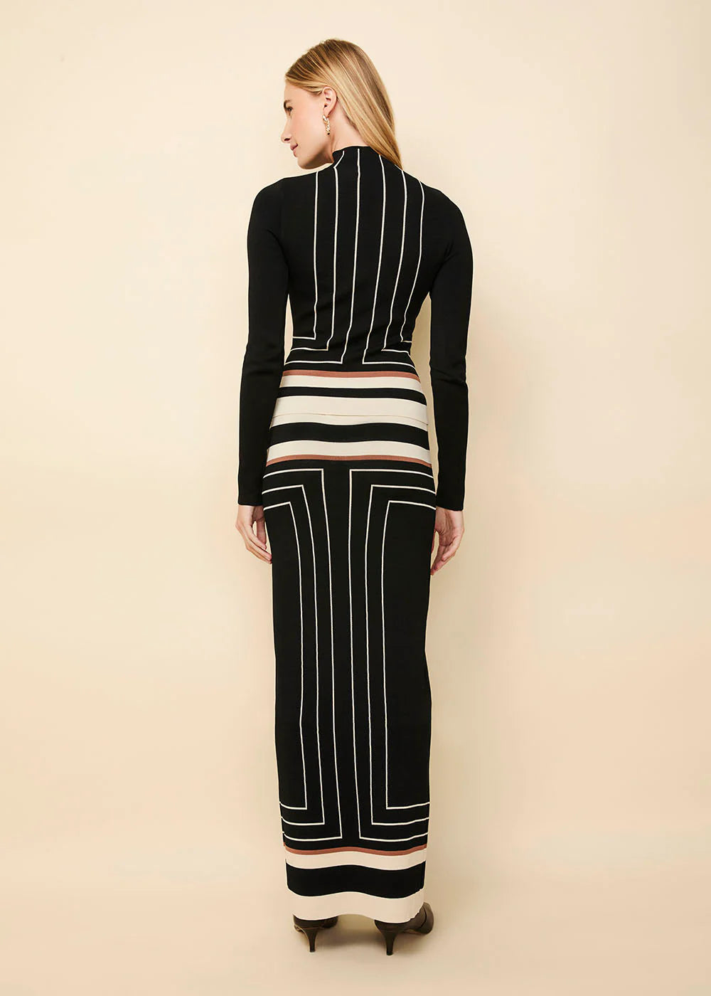 The Everly Top - Black Border by Solid & Striped — view 5