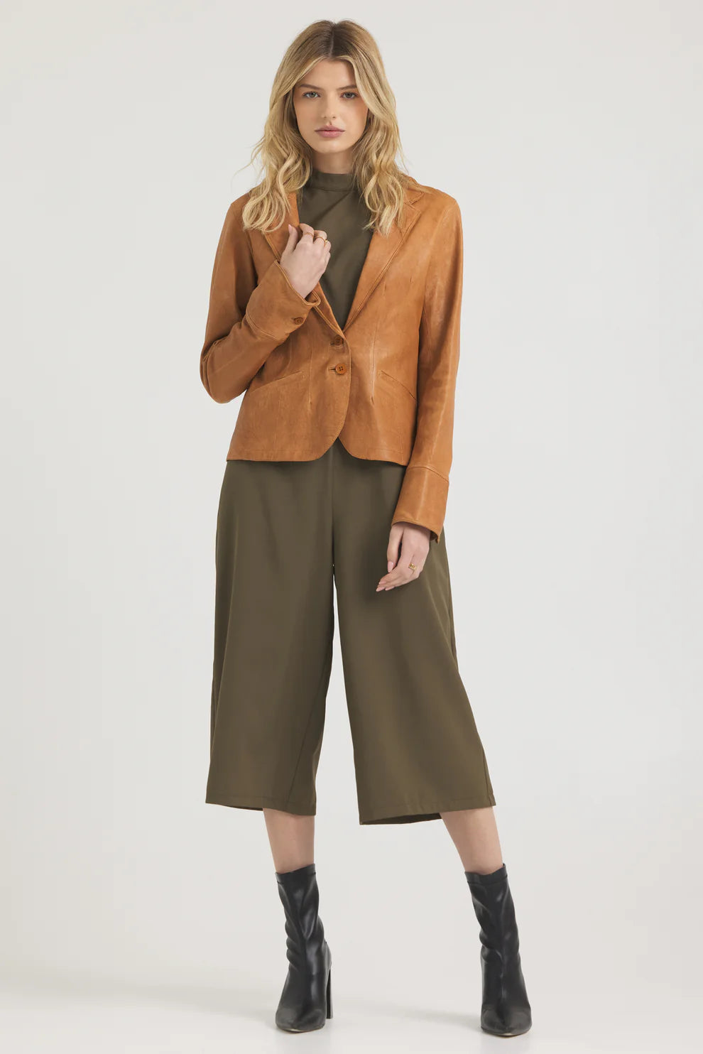 Amelia Wrinkled Leather Jacket - Au Lait by Jakett — alternate view