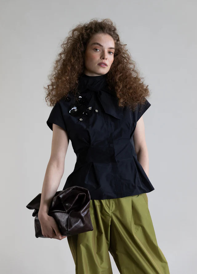 Ring Collar Sequin Floral Detail Cropped Shirt - Black by Psophia — alternate view