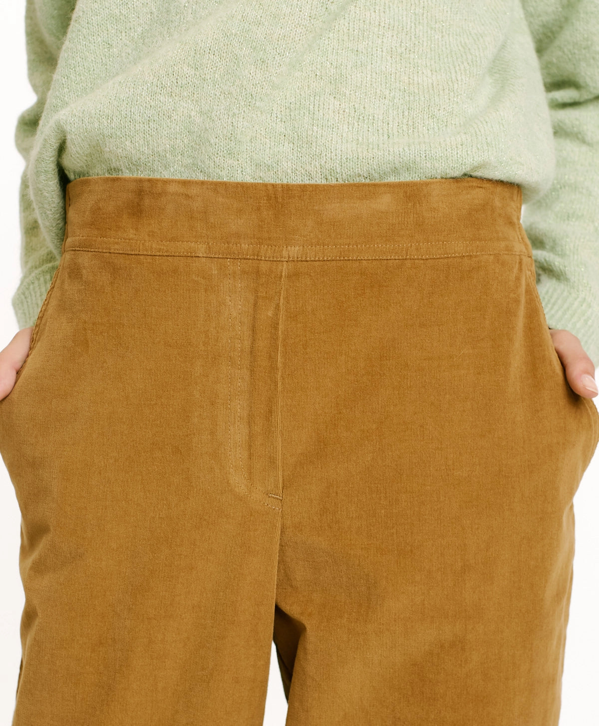 Yoko Stretch Pants - Almond by Momonì — alternate view