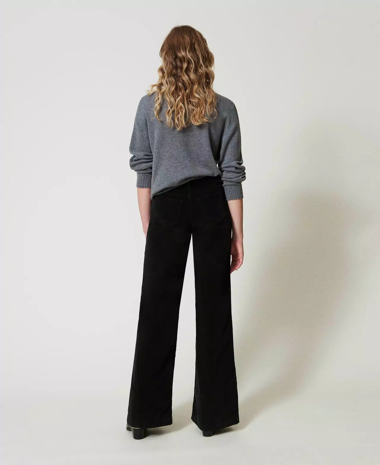 Velvet Trousers with Buttons - Nero by Twinset — view 3