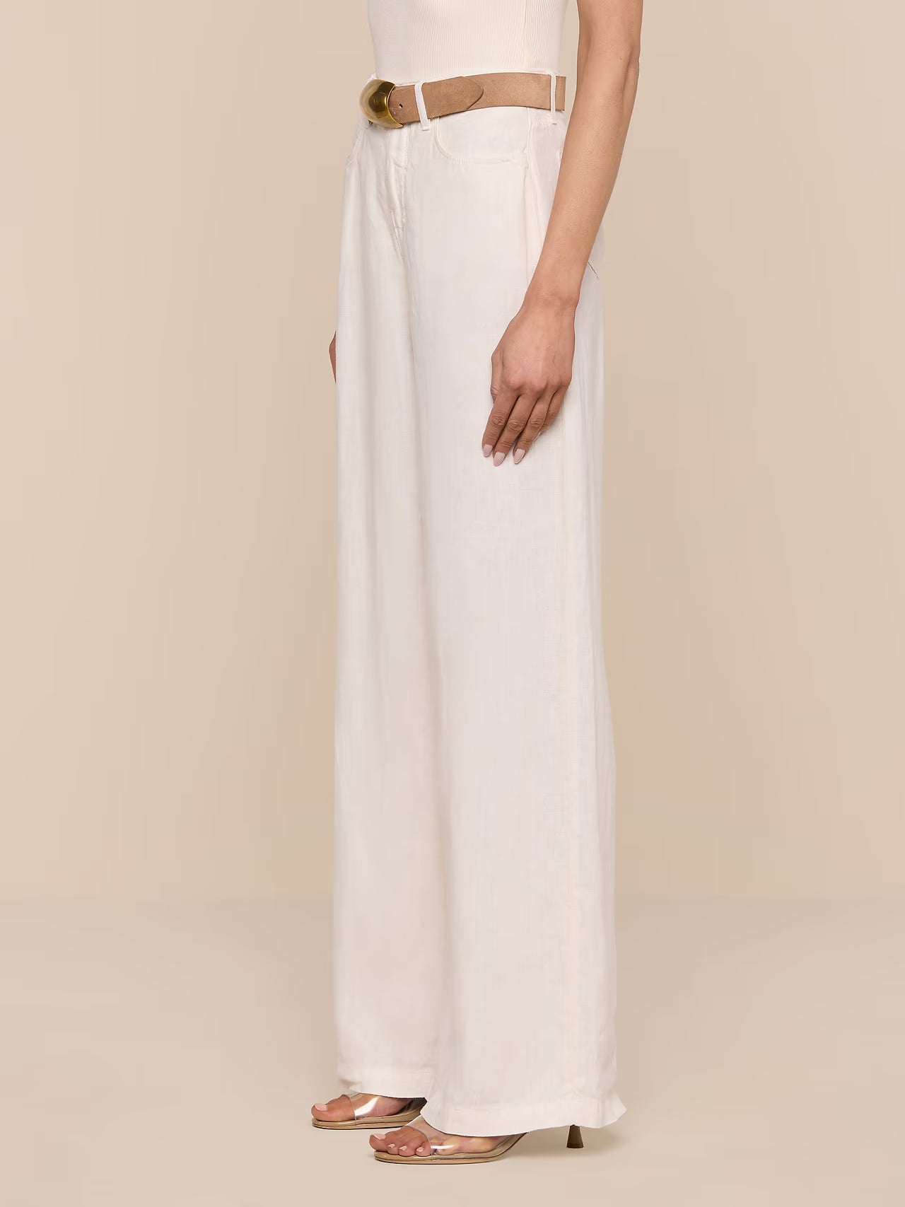 Amara Linen Wide-Leg Pant - Vintage White by L'agence — view 3
