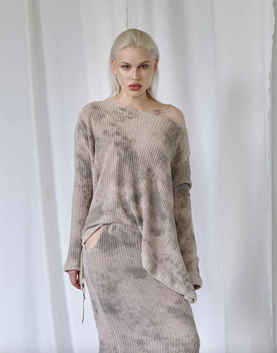 Knitted Sweater - Beige Dirty by Nostra Santissima | 25 South Boutiques