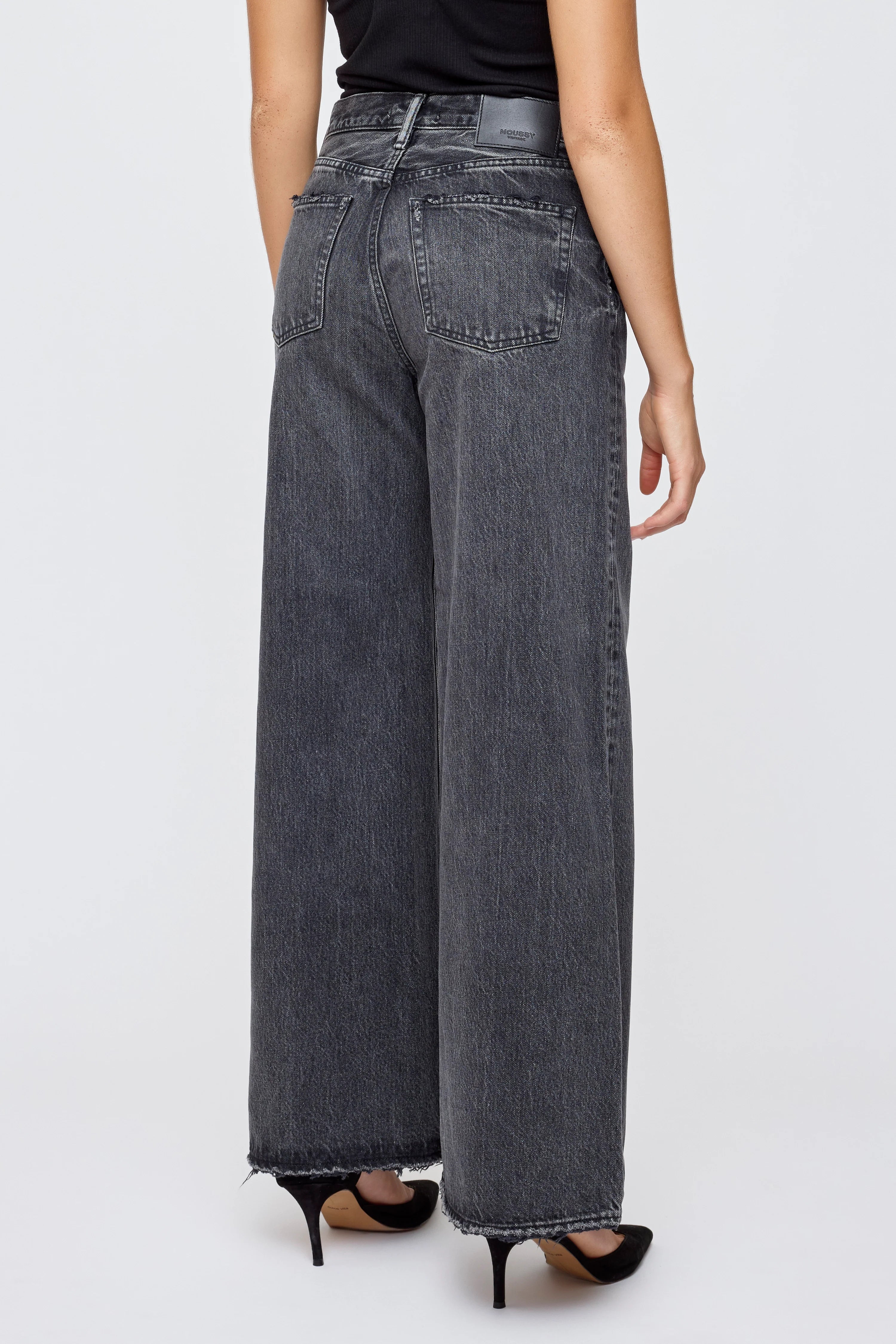 Bowden Straight Baggy - Light Black by Moussy — view 4