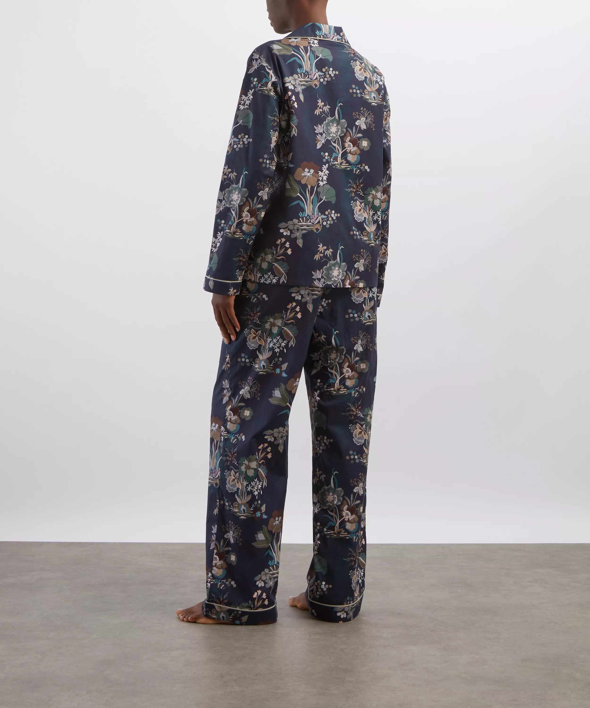 Liberty London Long Relaxed Pyjama Set - Kanazawa Lake, view 3