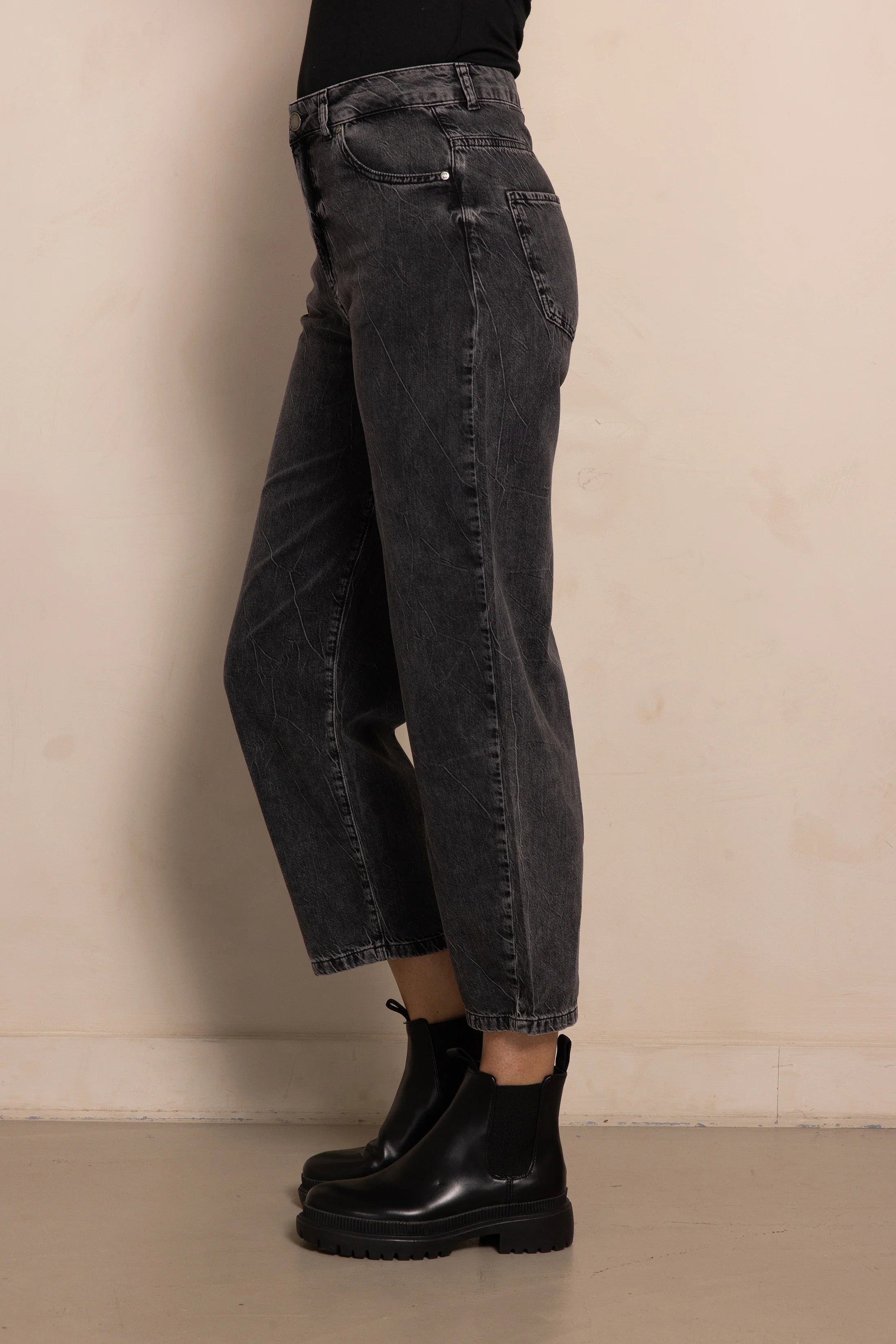 Zhiza Jean - Black by Zhrill — view 3